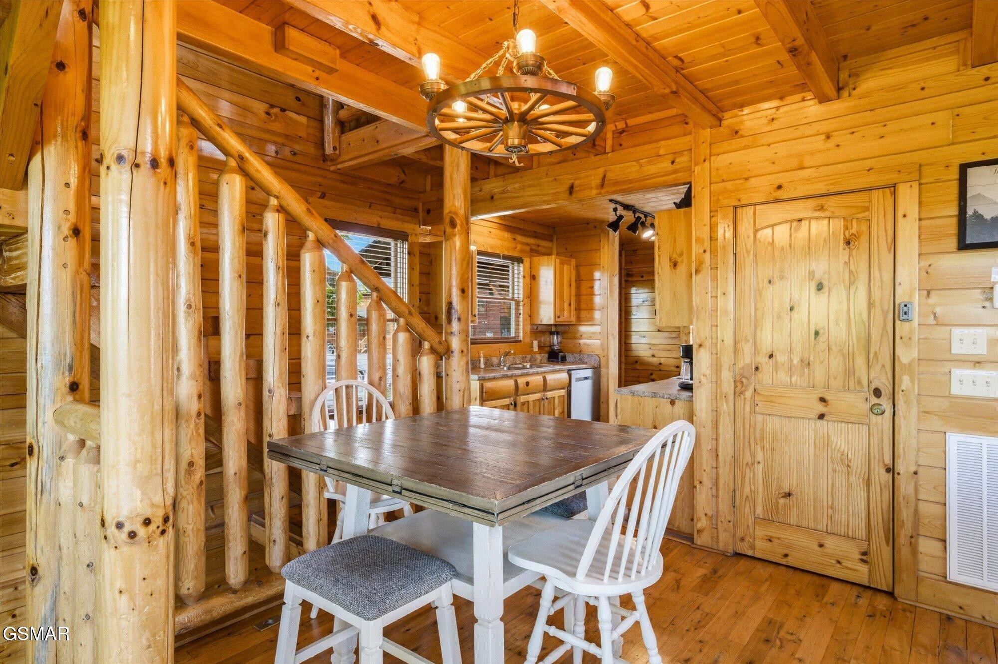 2809 White Oak Ridge Lane