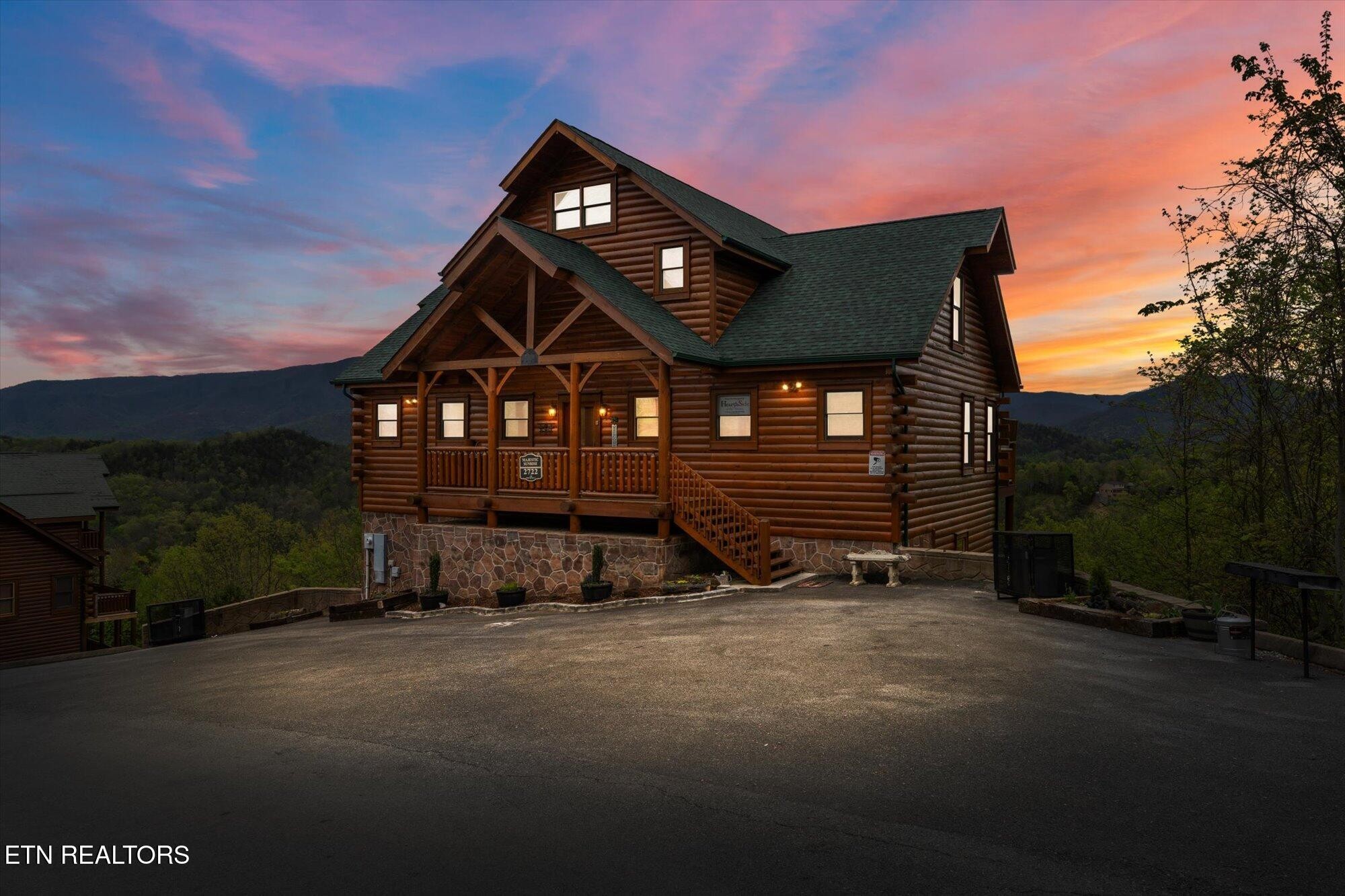 2722 Mountain Perserve Drive