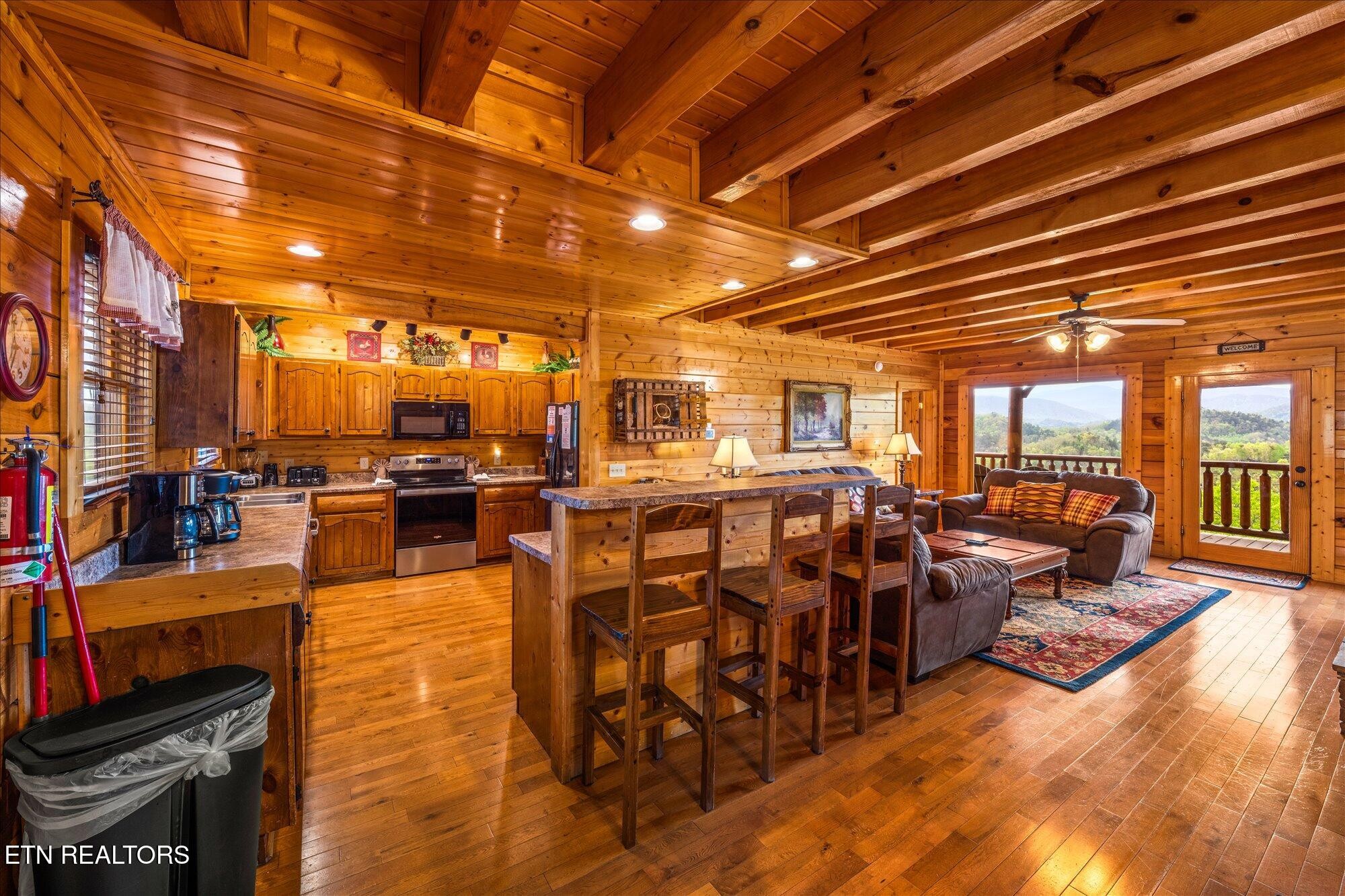 2722 Mountain Perserve Drive