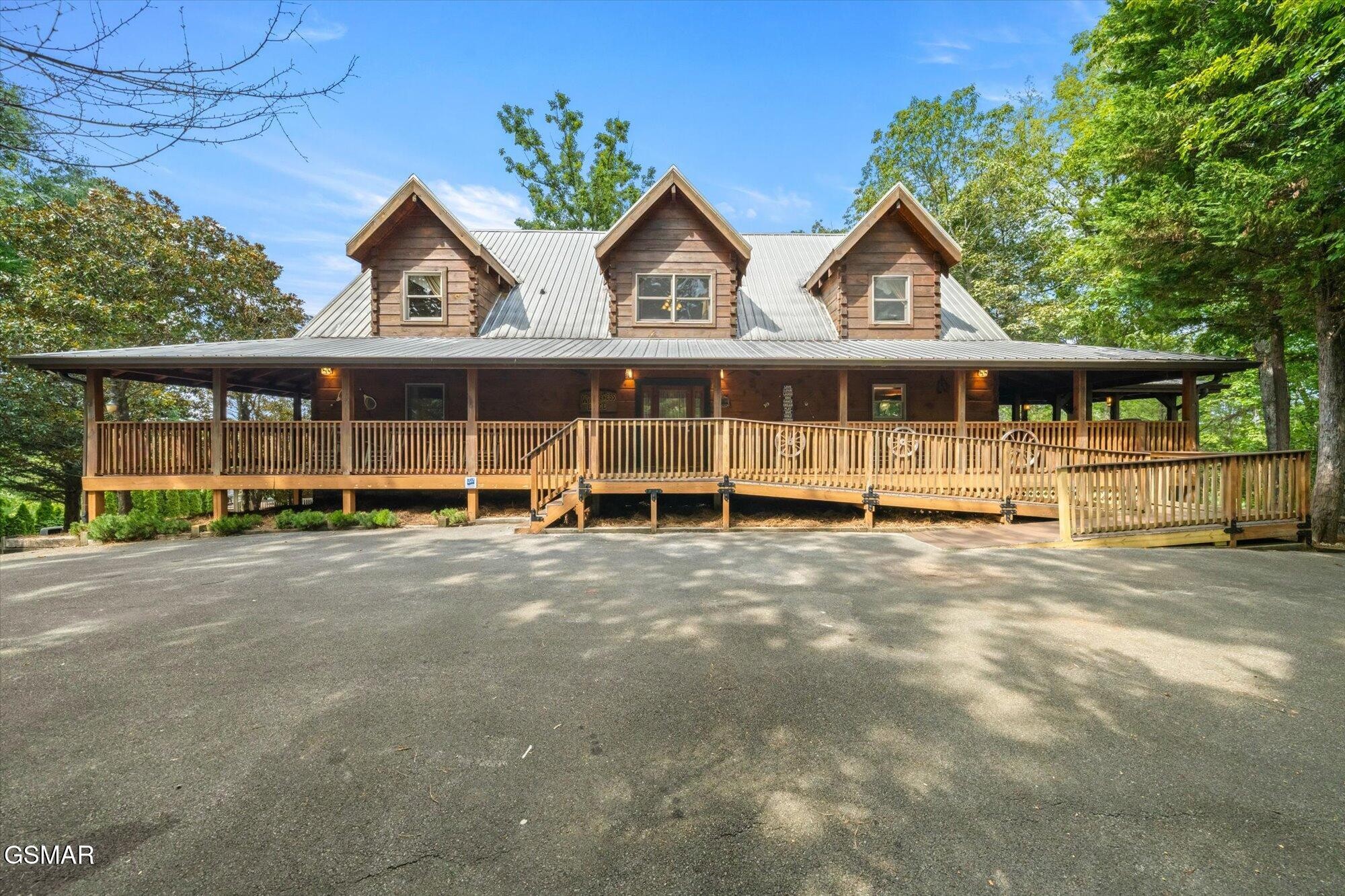 2992 Mountain Memories Way