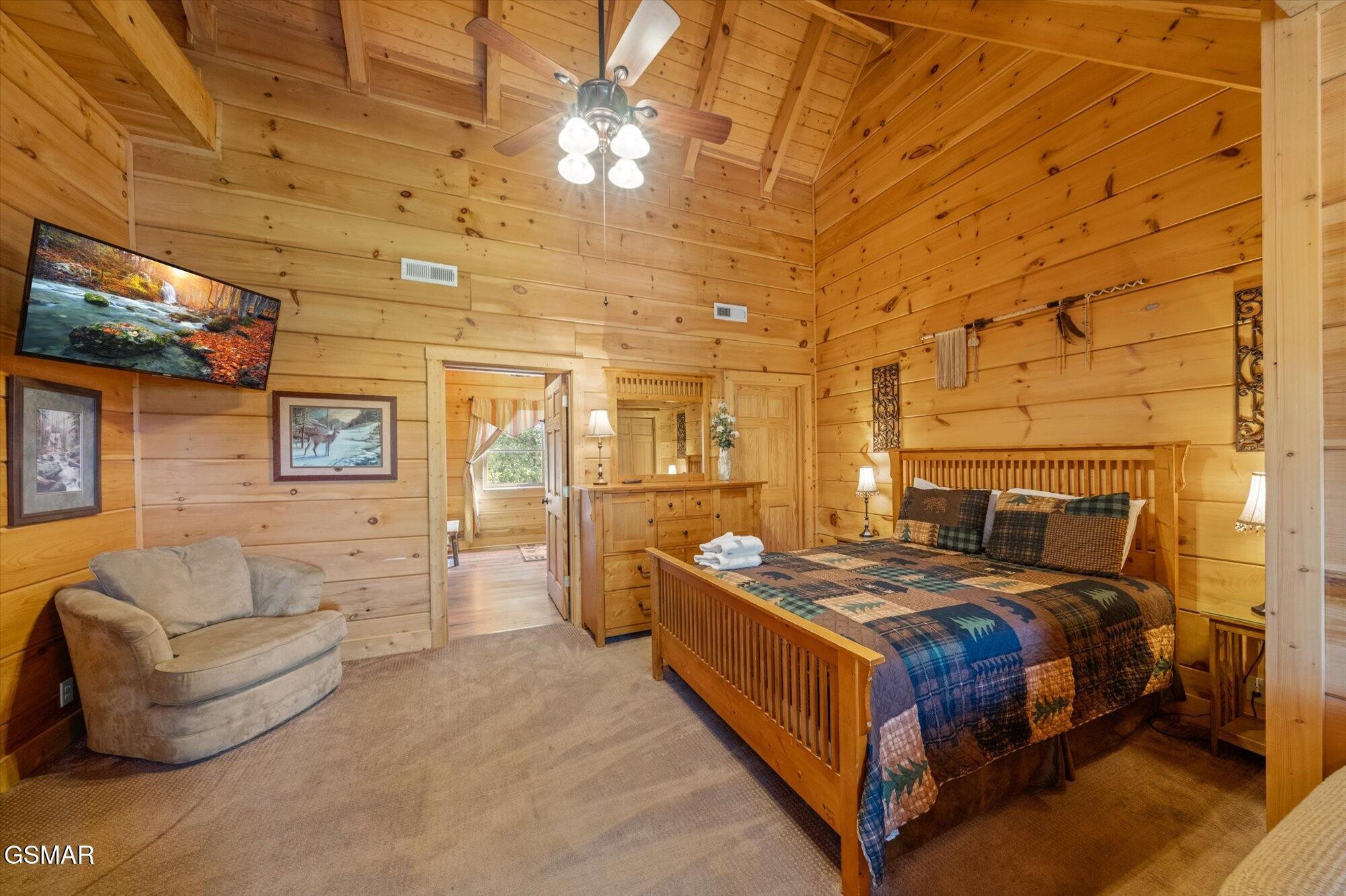 2992 Mountain Memories Way
