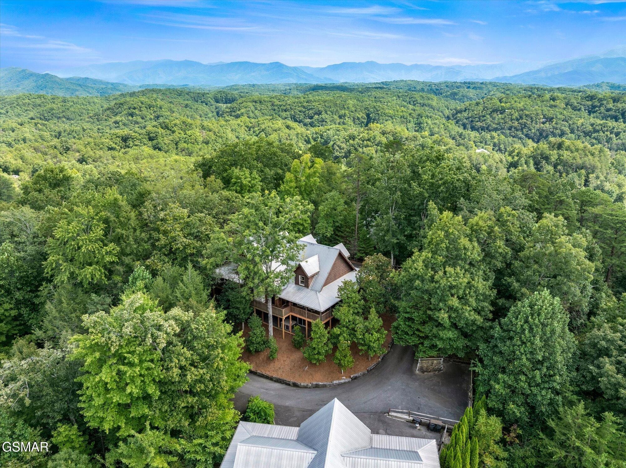 2992 Mountain Memories Way