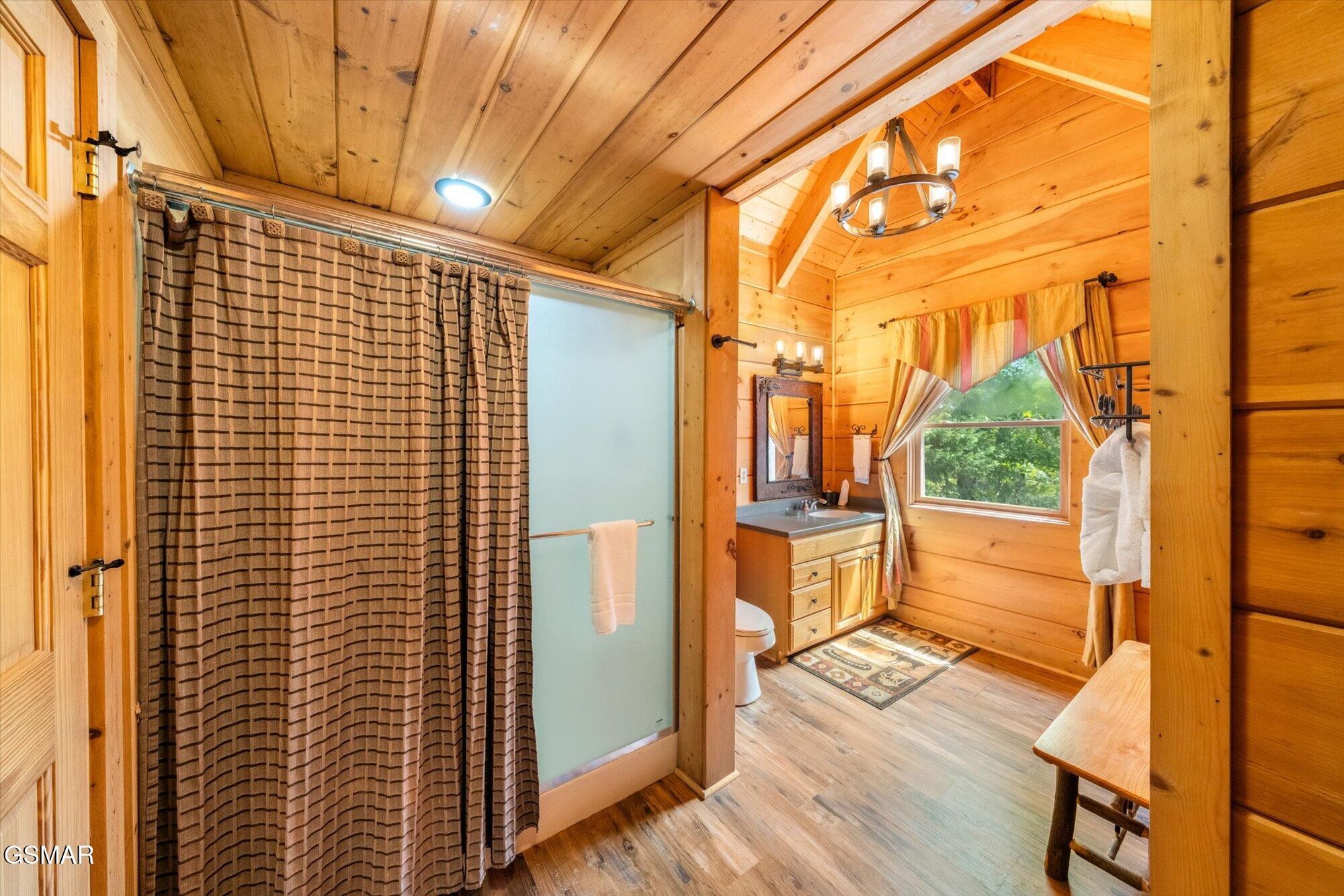 2992 Mountain Memories Way
