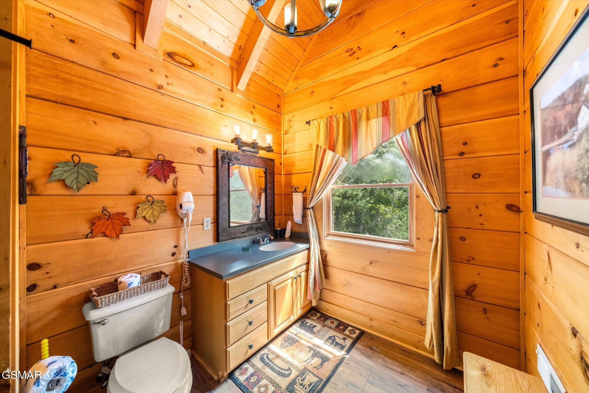 2992 Mountain Memories Way