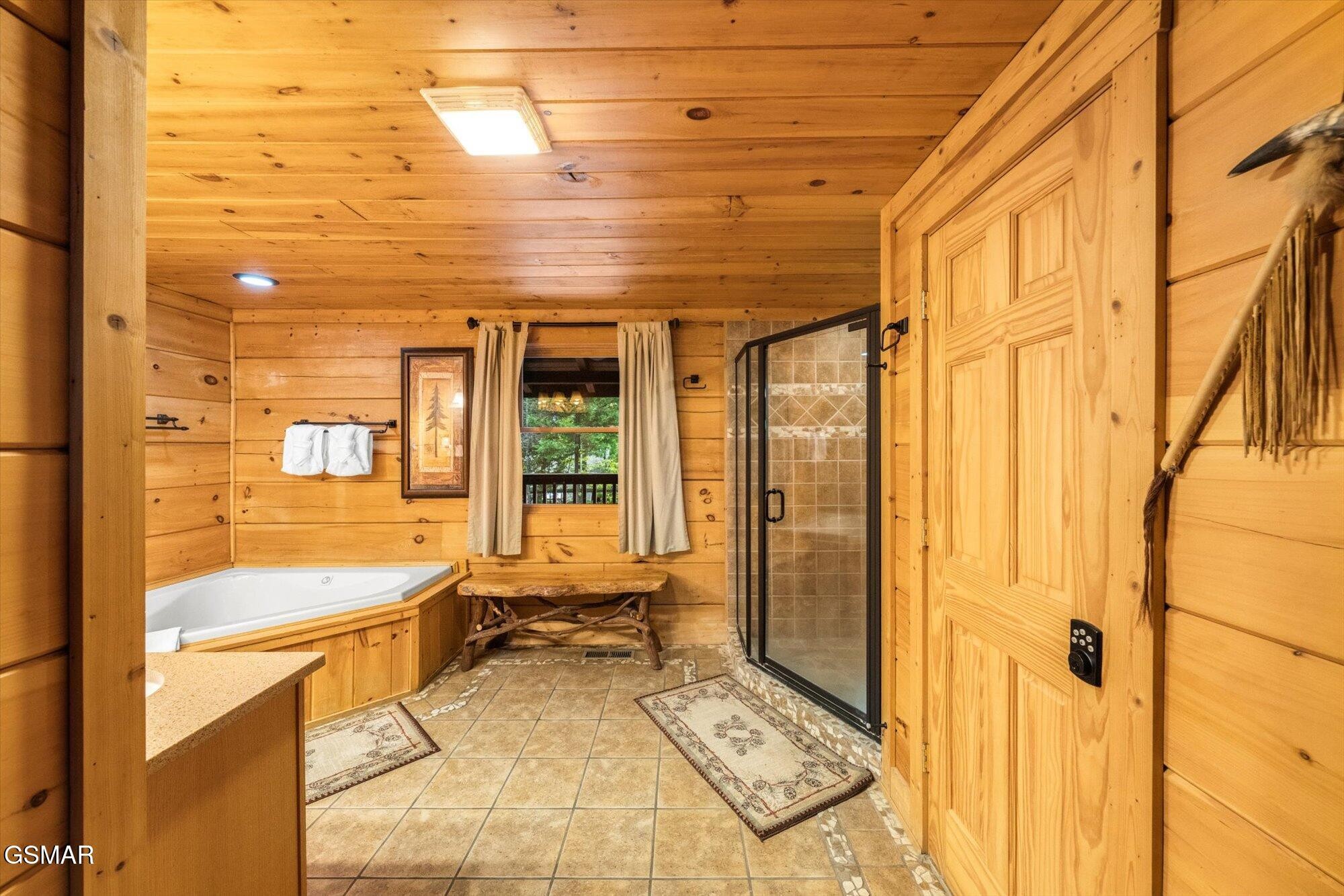 2992 Mountain Memories Way