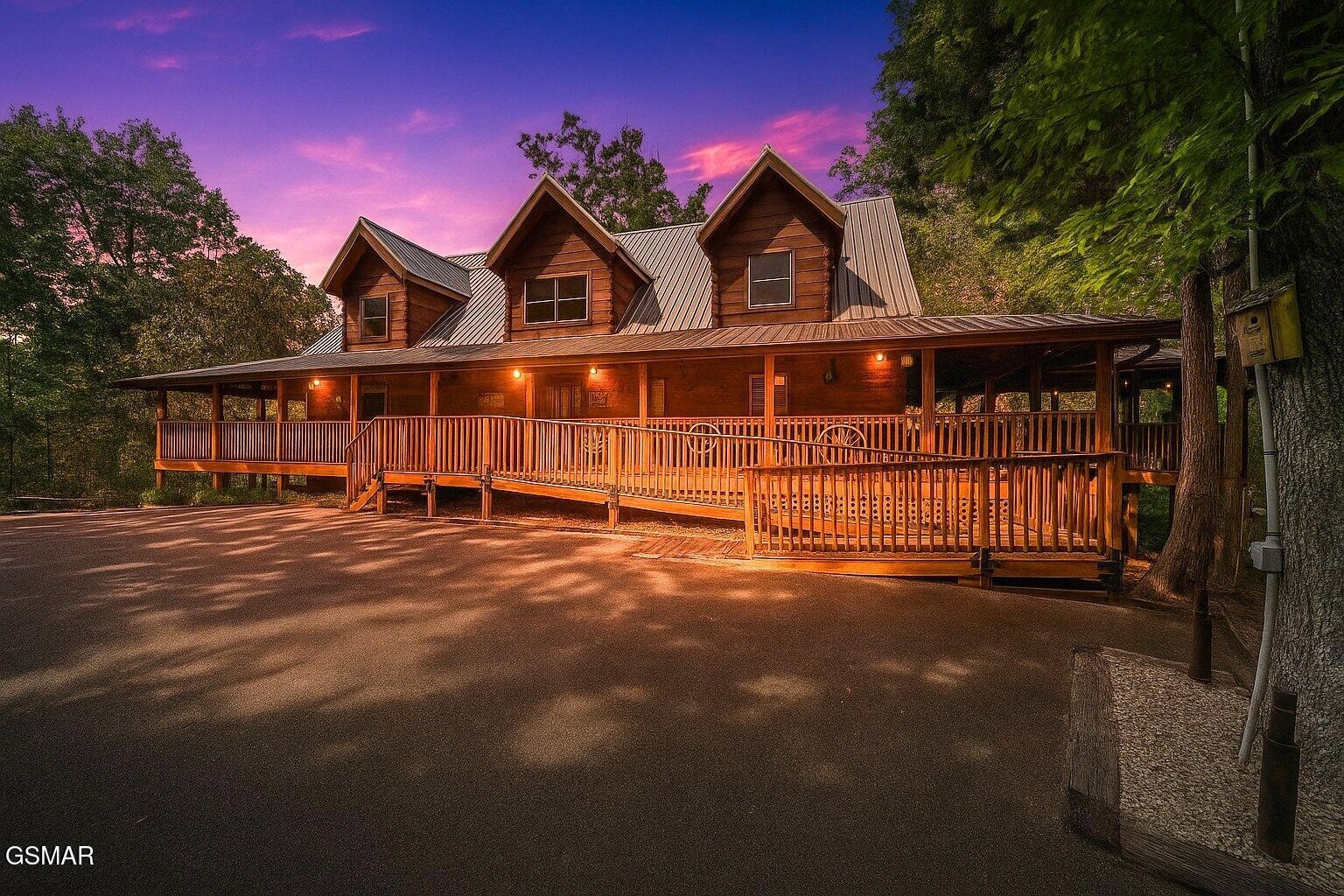 2992 Mountain Memories Way