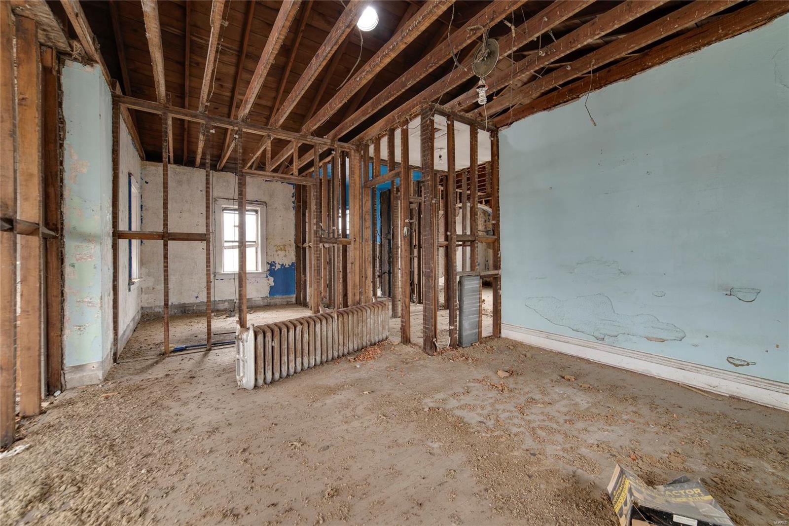 6214 Stillwell Drive