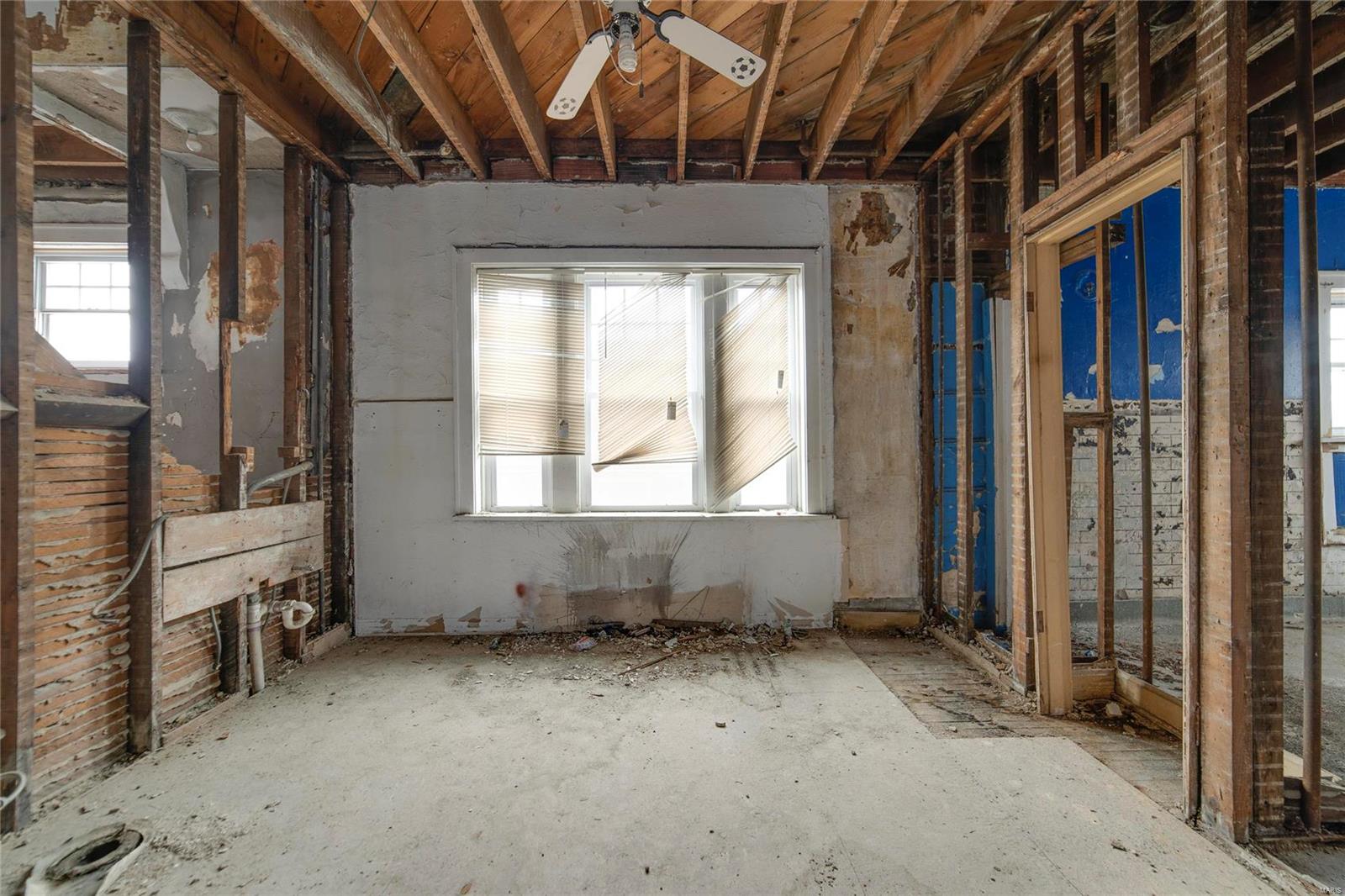 6214 Stillwell Drive