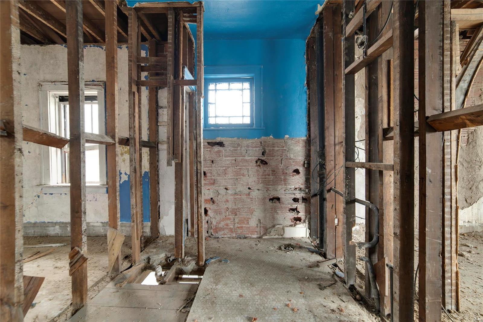 6214 Stillwell Drive