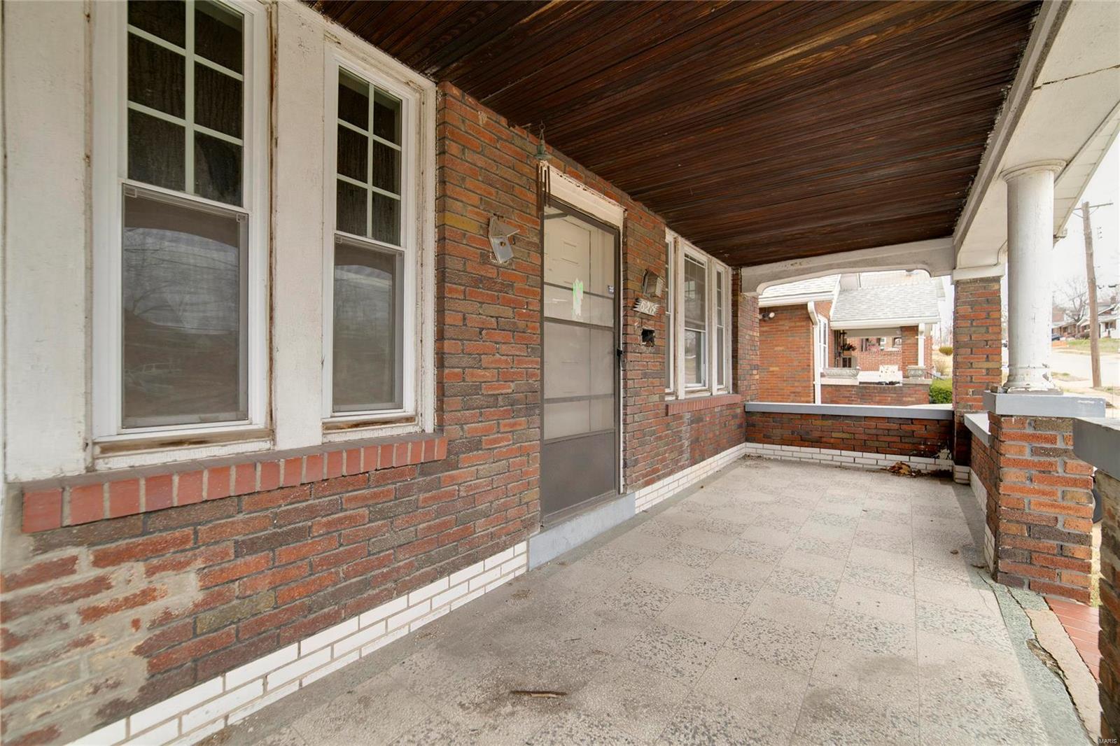 6214 Stillwell Drive