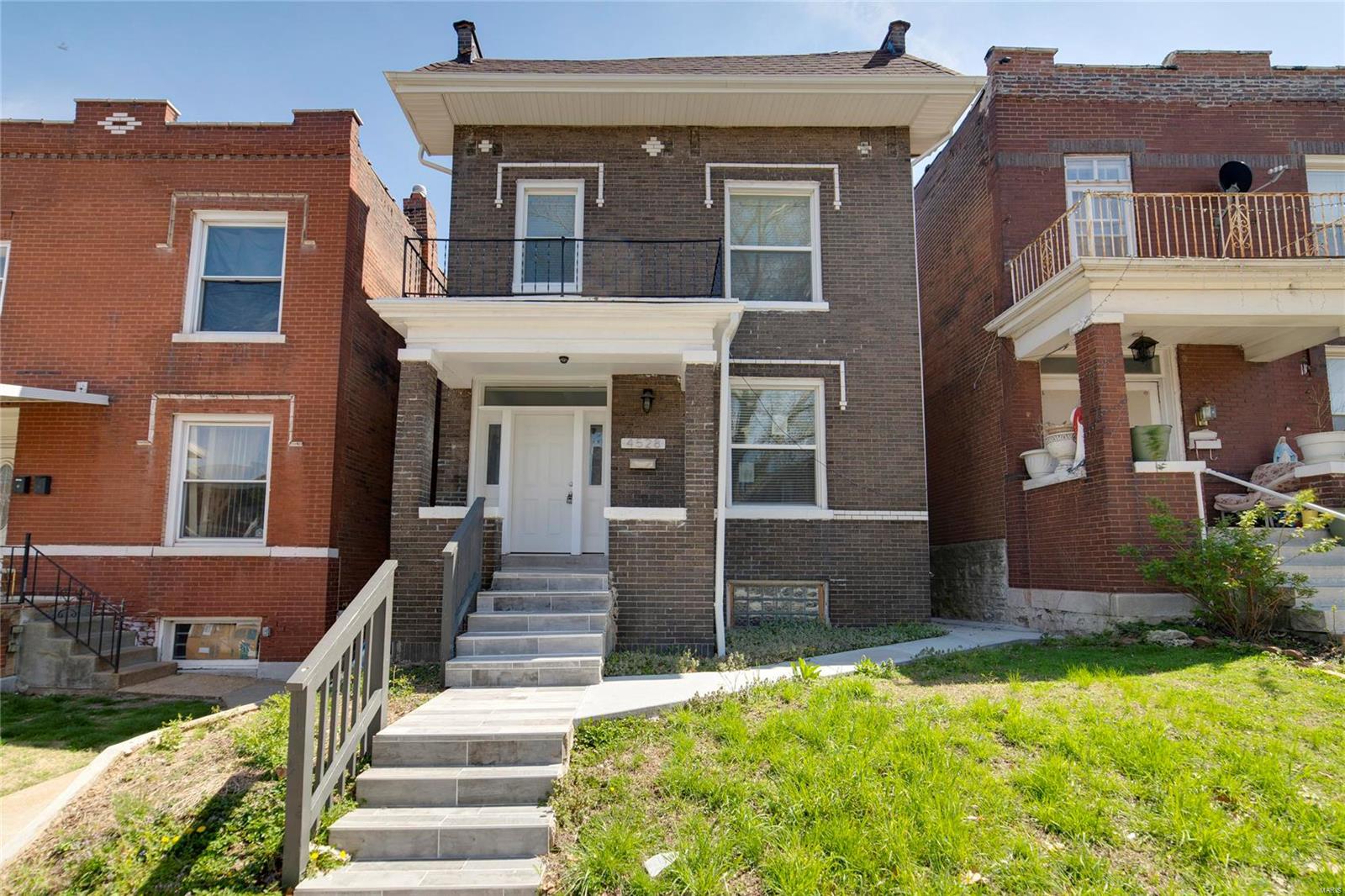 4528 Pennsylvania Avenue