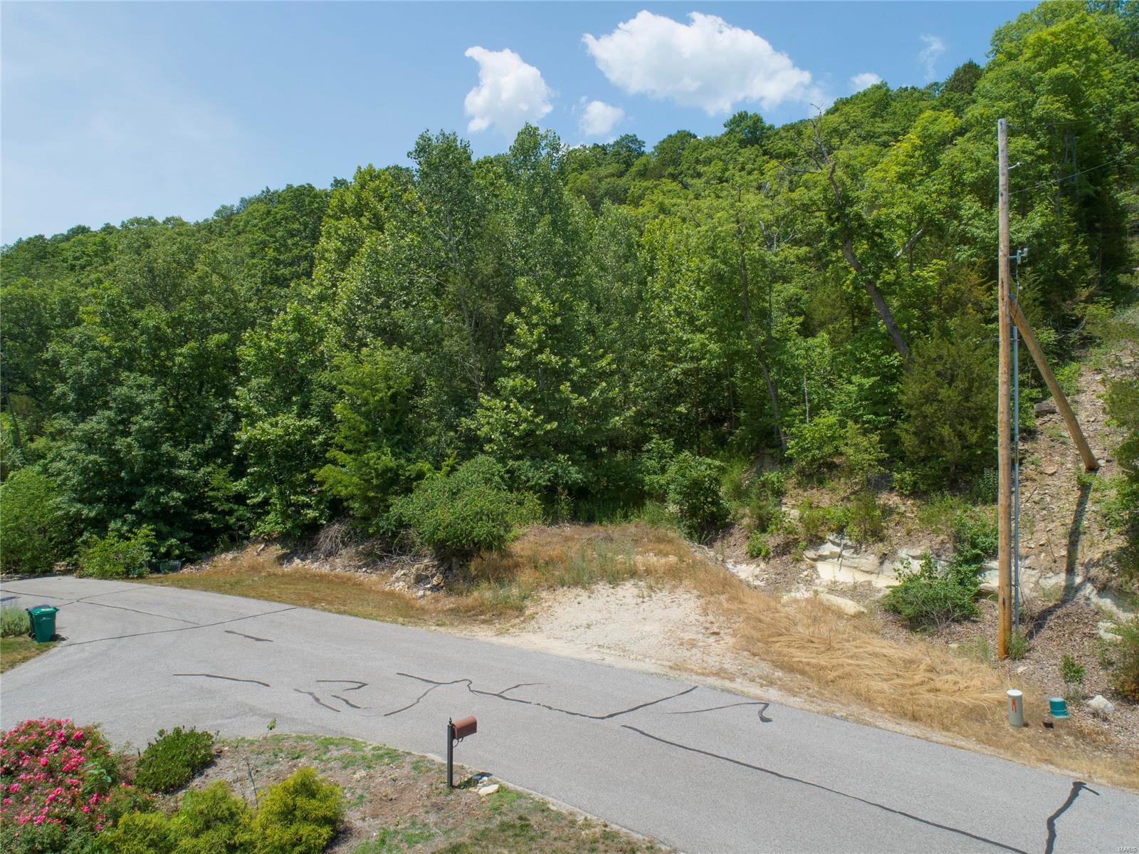 4507 Kingfisher Court