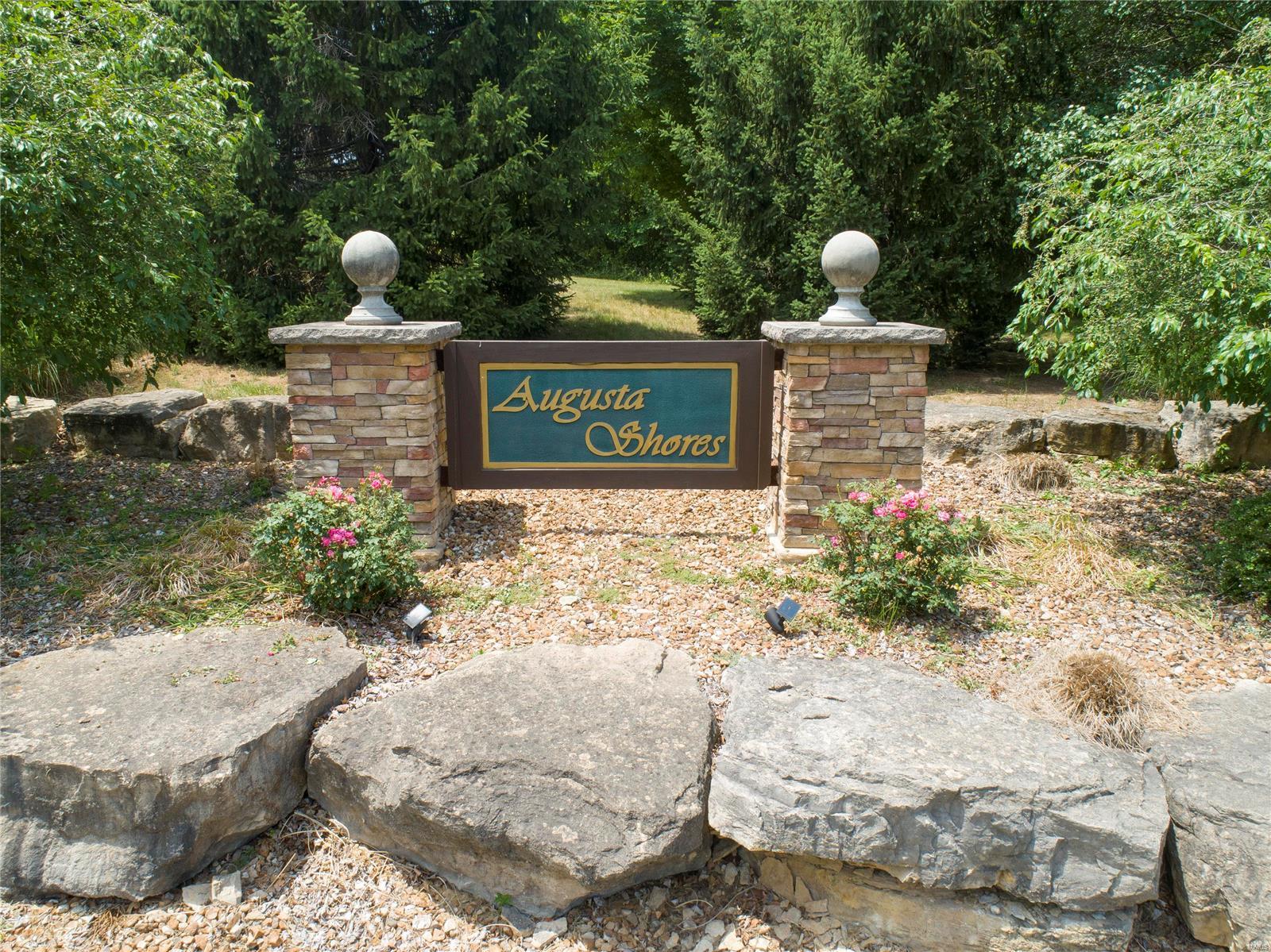 4507 Kingfisher Court