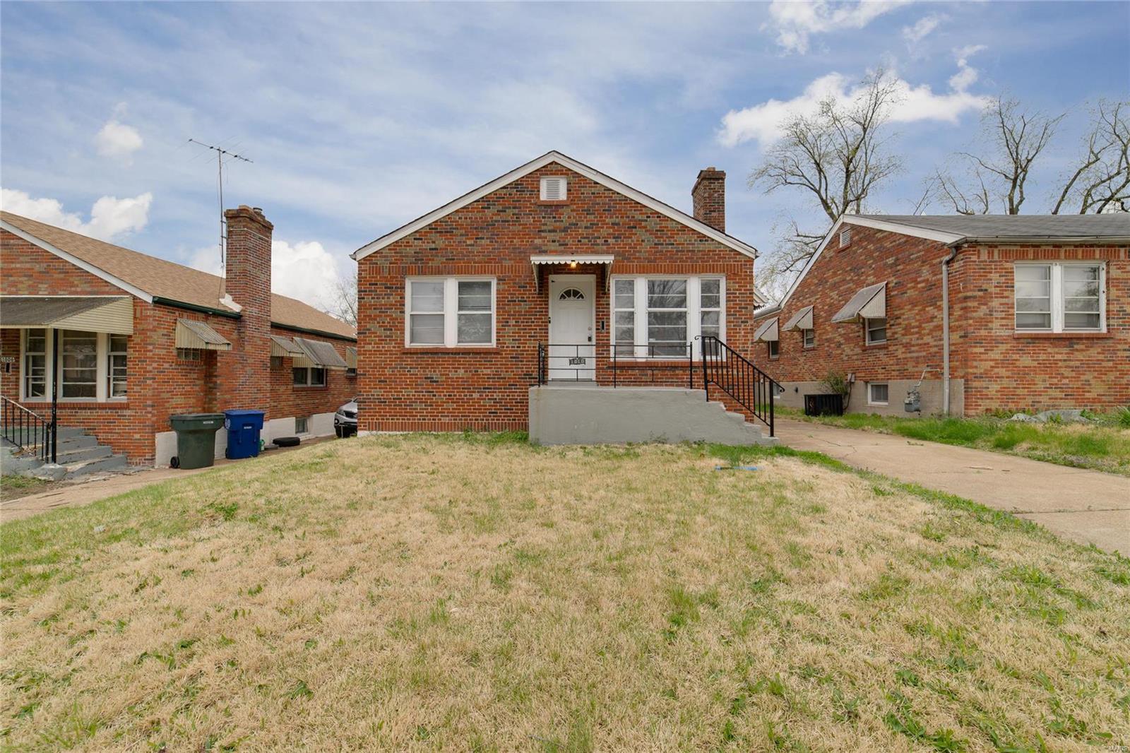 1810 Eton Lane