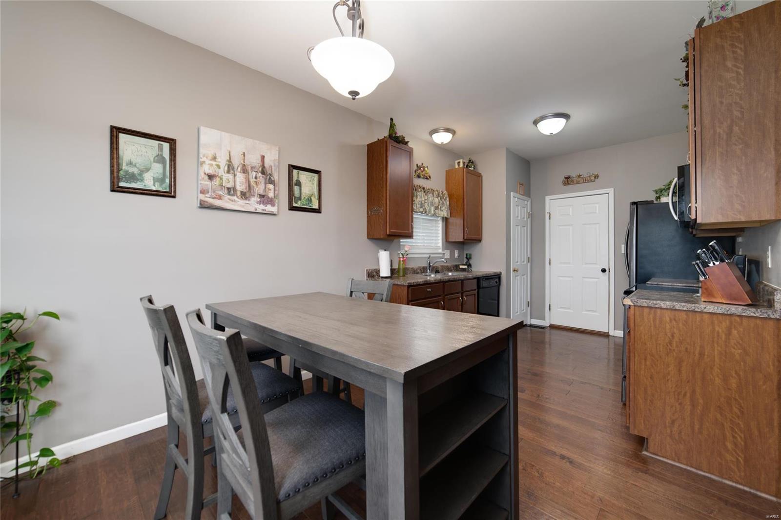 30 Peruque Manor Circle