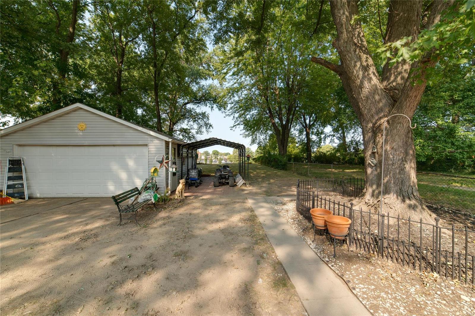 2919 Hilleman Avenue