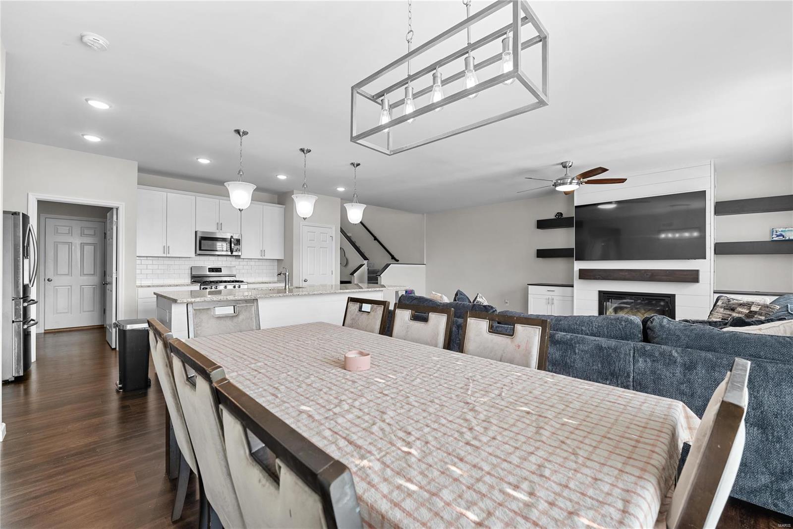 302 Huntleigh Parkway