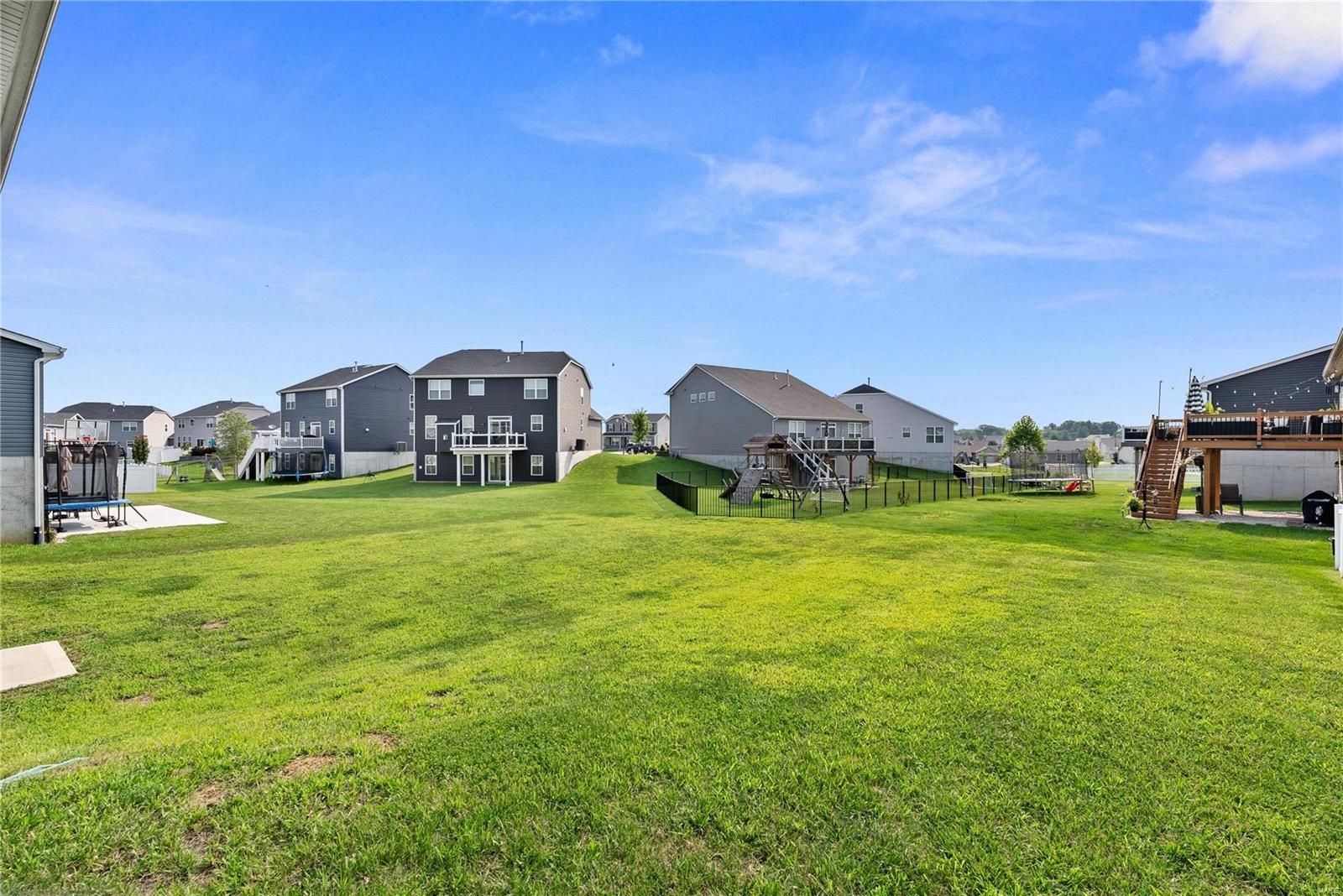 302 Huntleigh Parkway