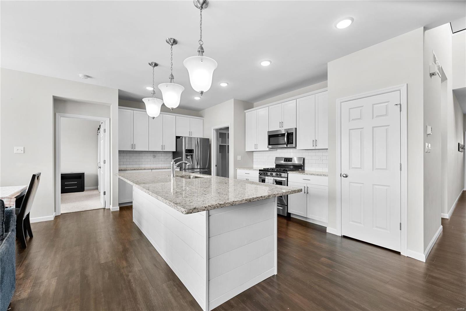 302 Huntleigh Parkway