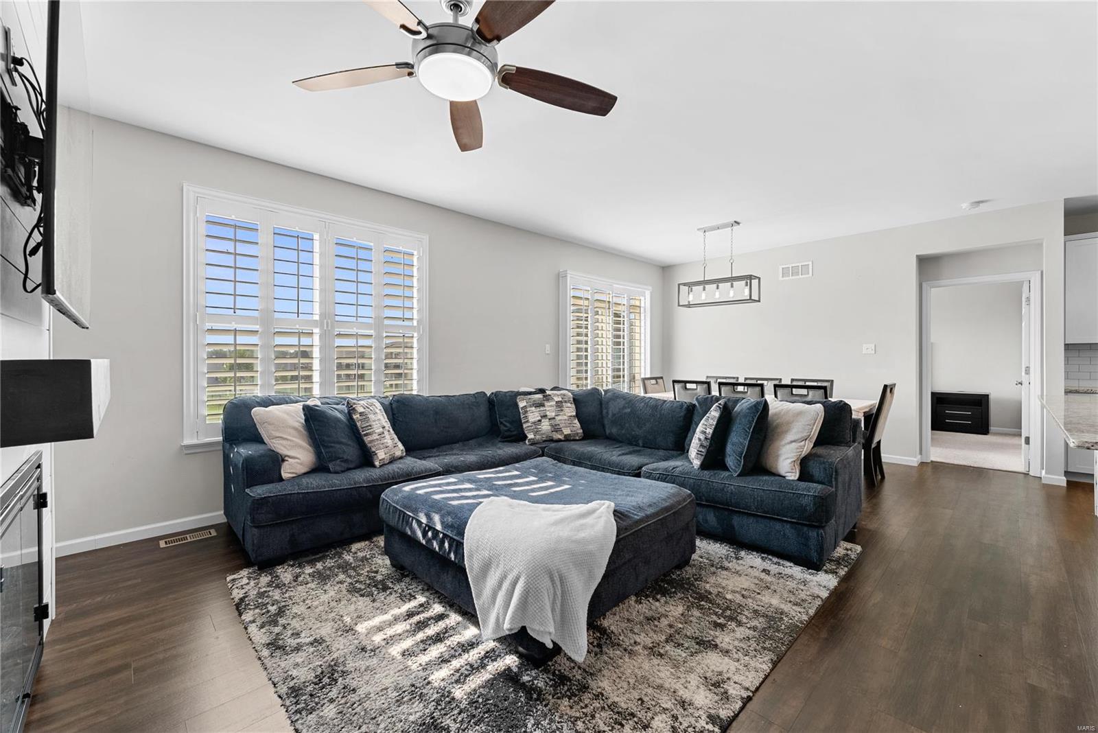 302 Huntleigh Parkway