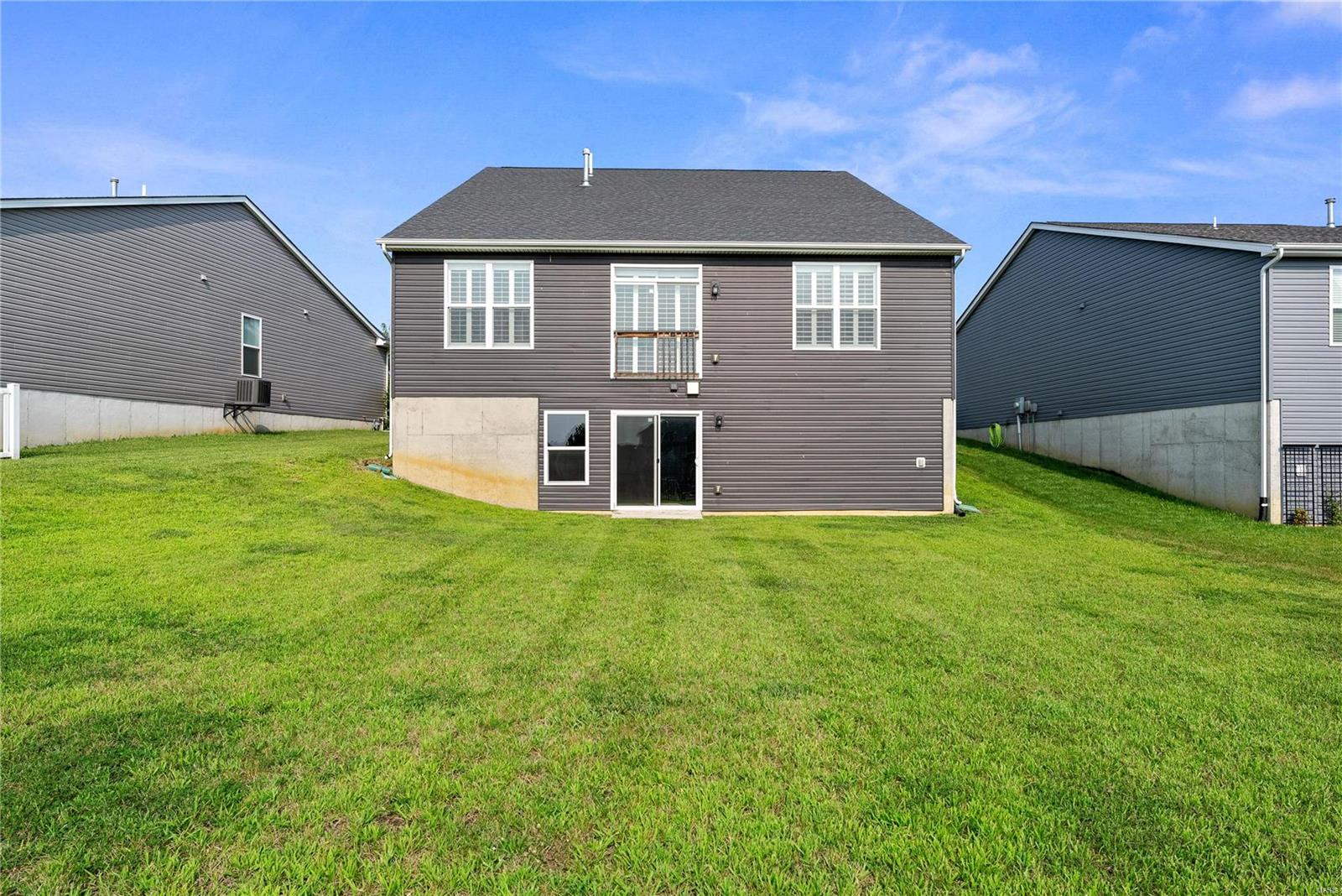 302 Huntleigh Parkway