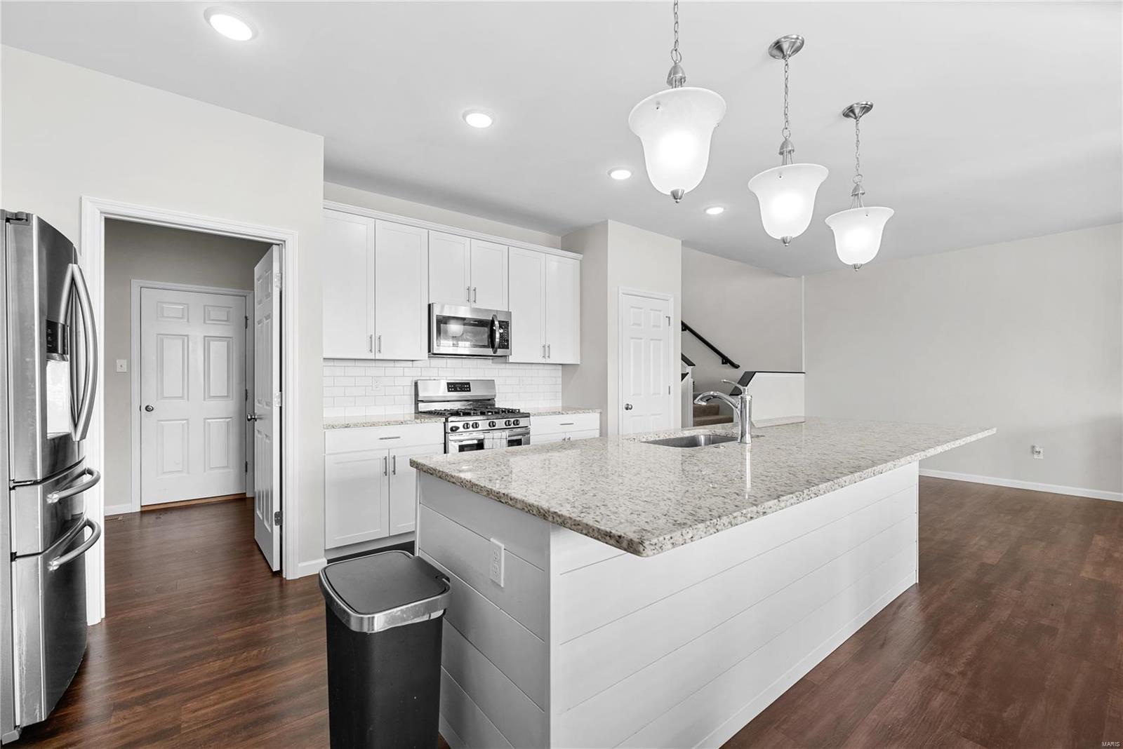 302 Huntleigh Parkway