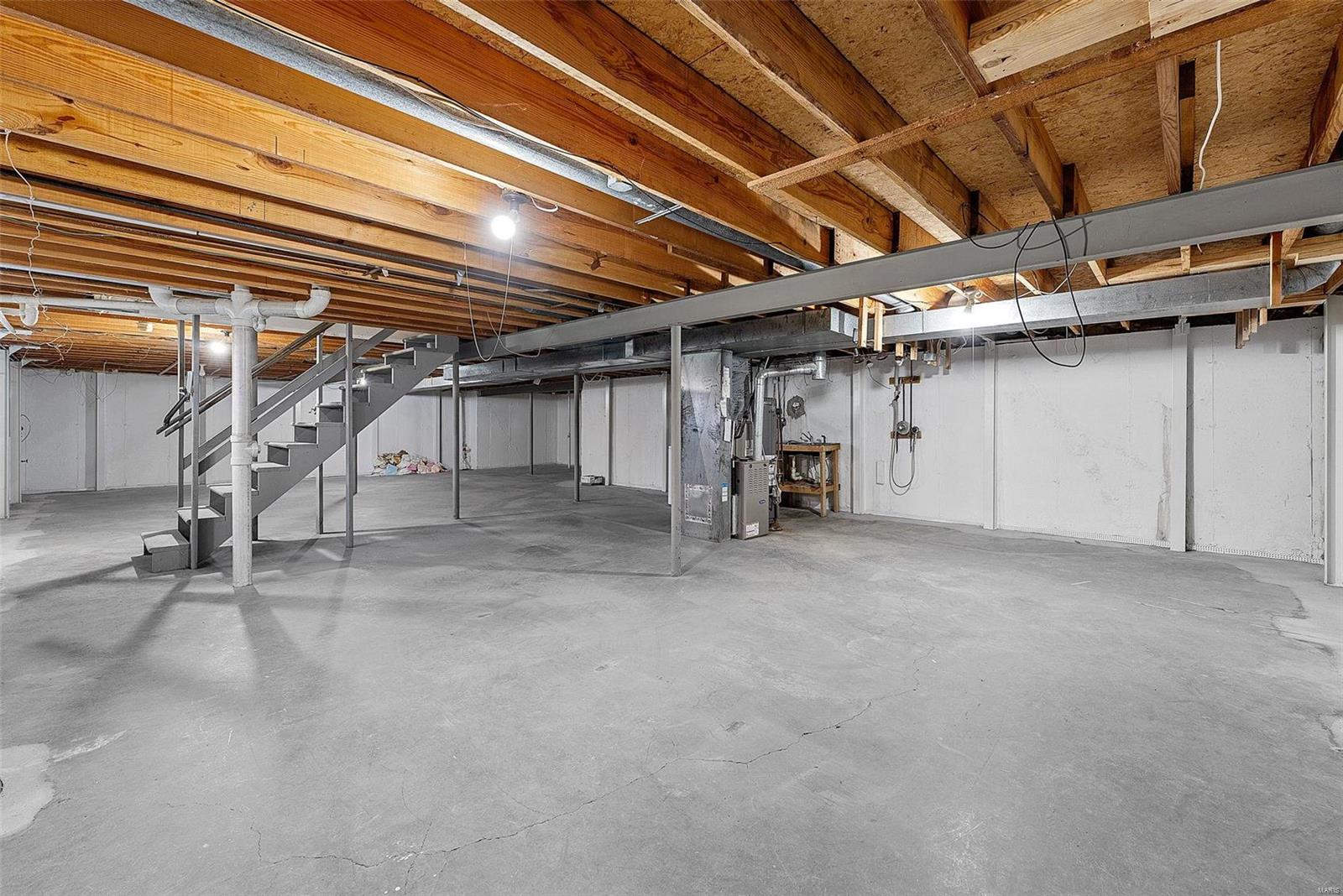 4 Crescent Hills Drive