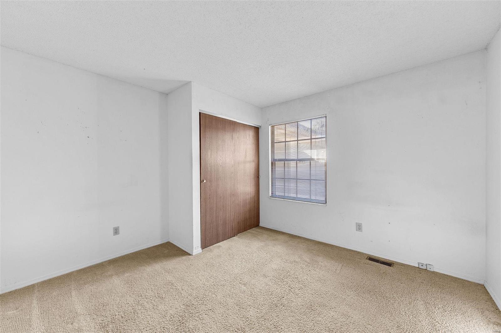 4 Crescent Hills Drive