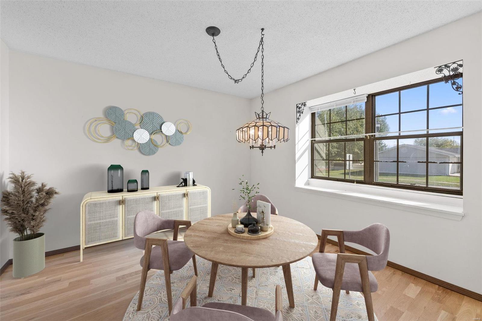 4 Crescent Hills Drive