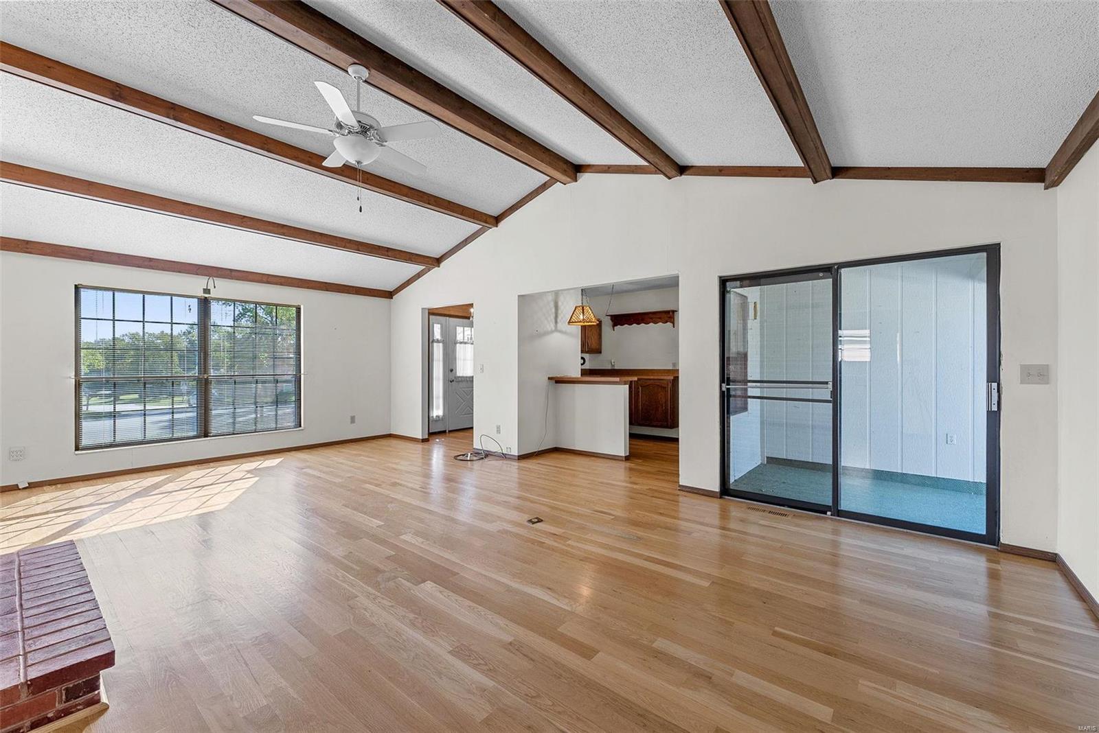 4 Crescent Hills Drive