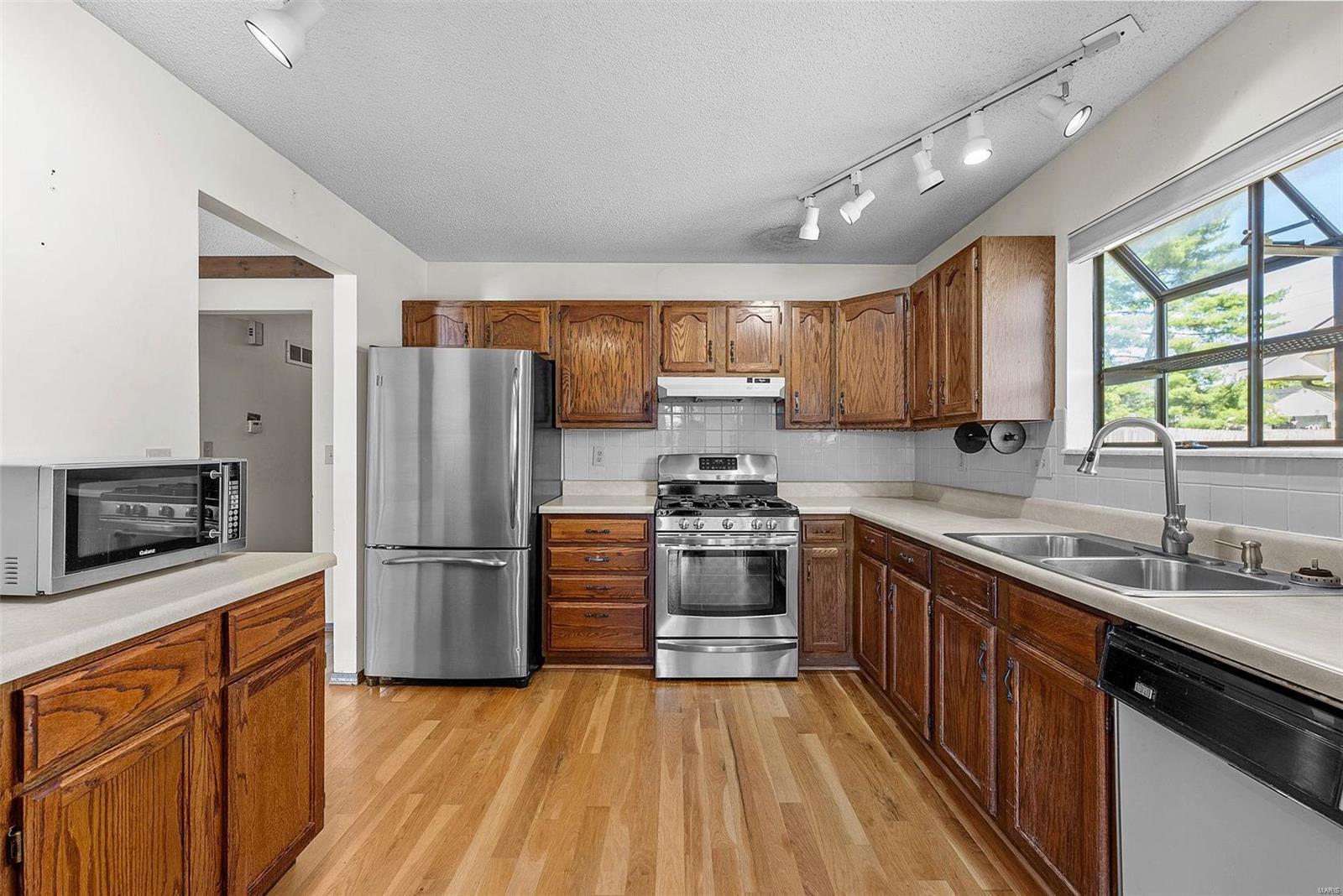 4 Crescent Hills Drive