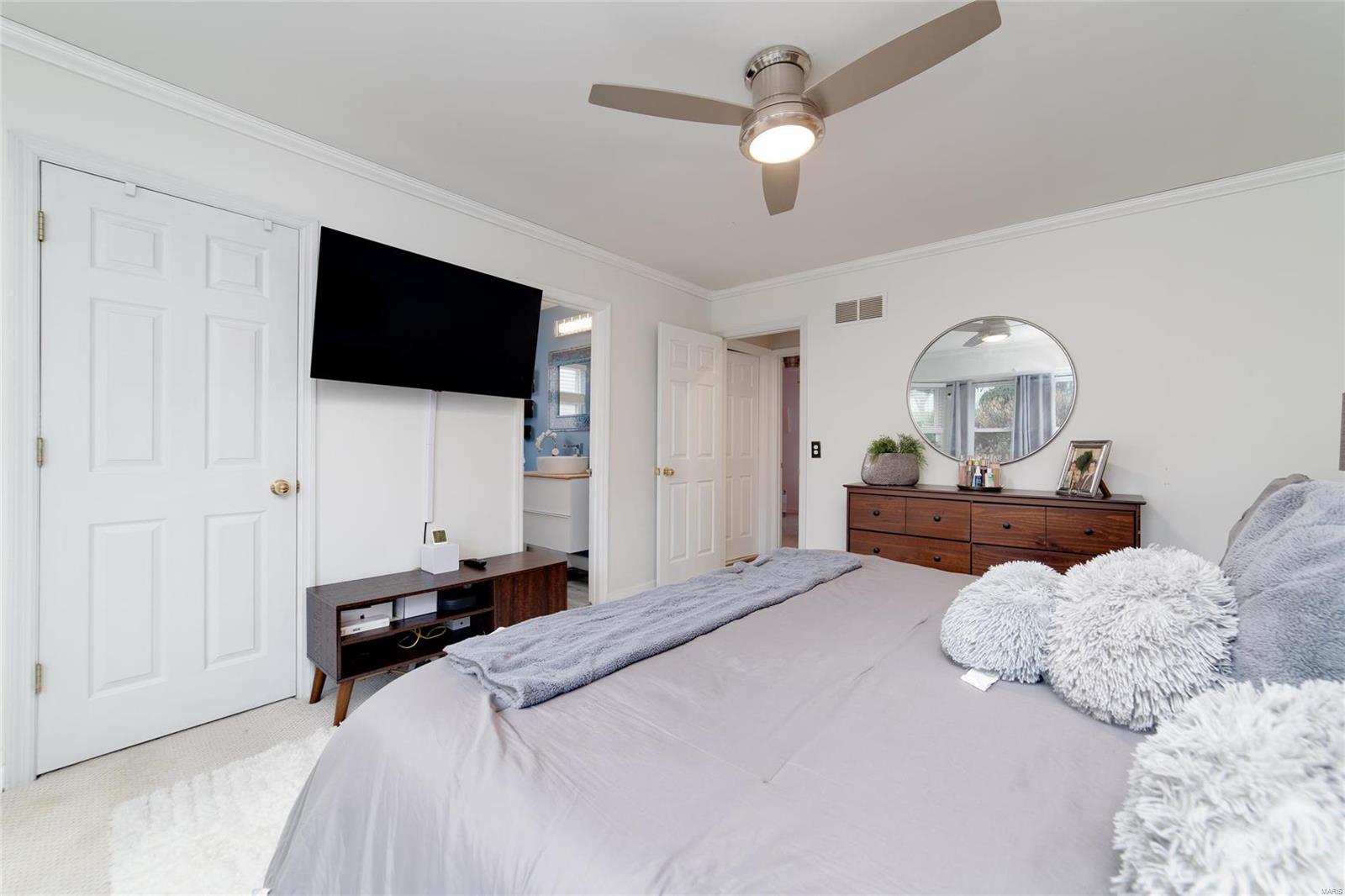 109 Honey Locust Lane