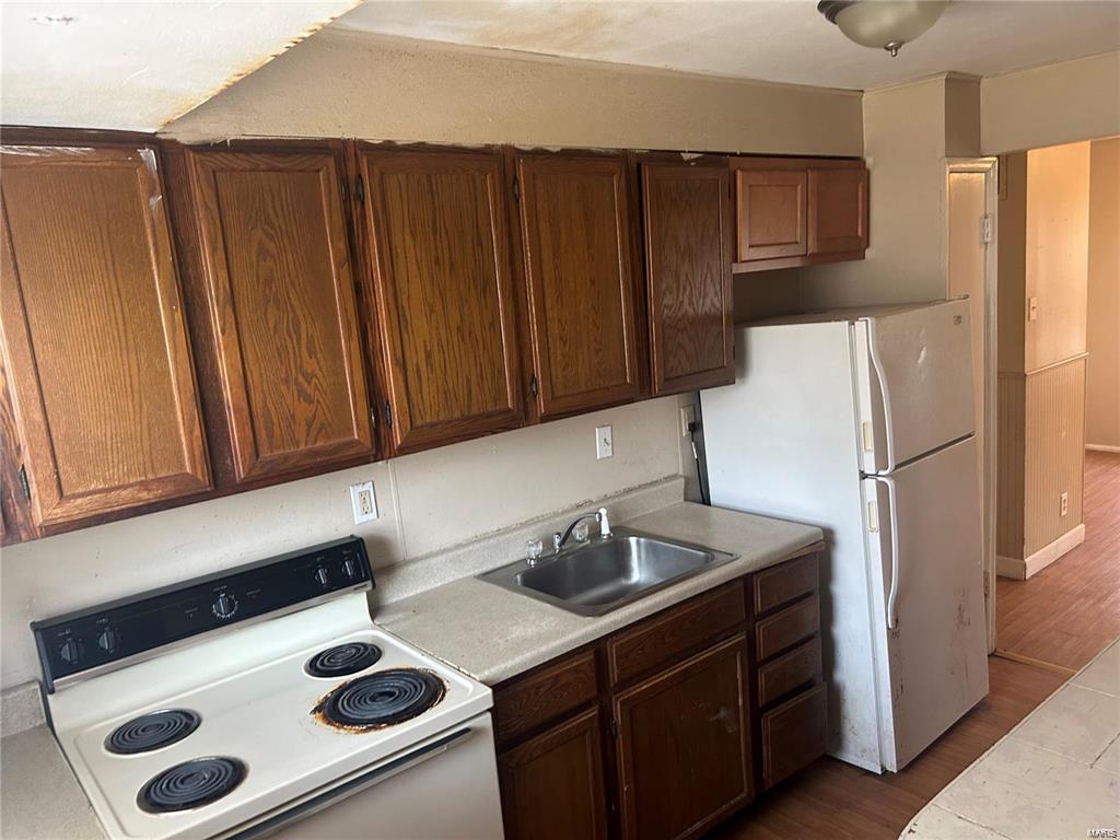 243 Estridge Road