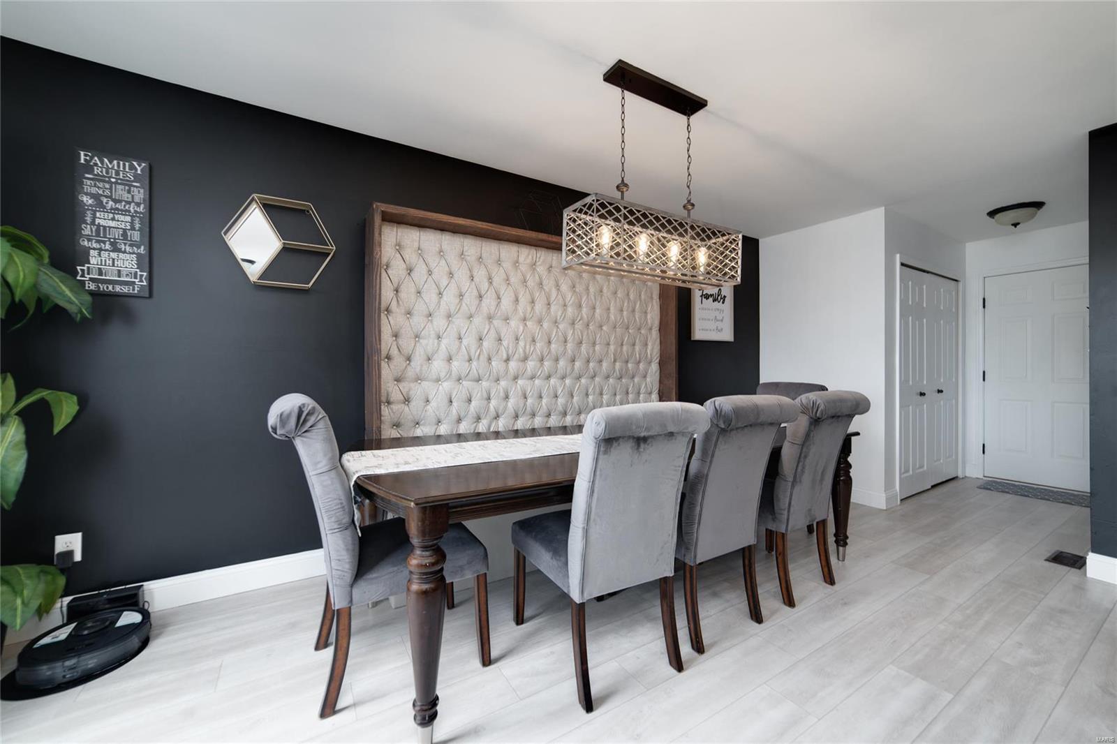 137 Brookfield Boulevard