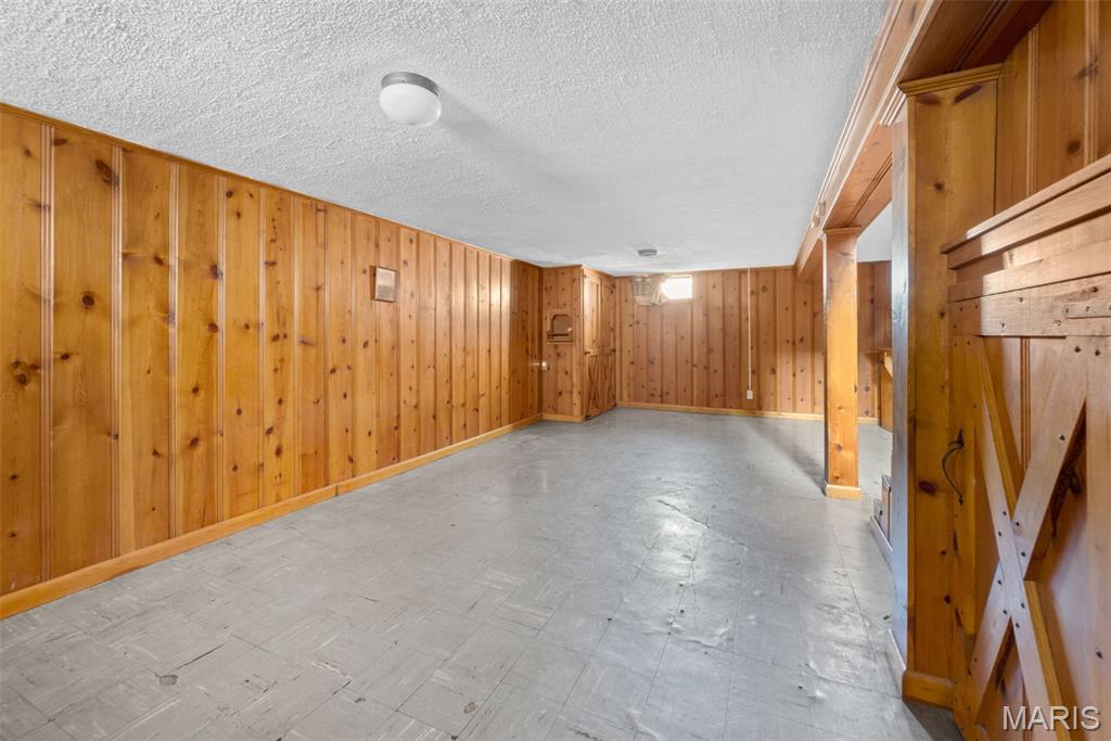 6541 Southwest Avenue