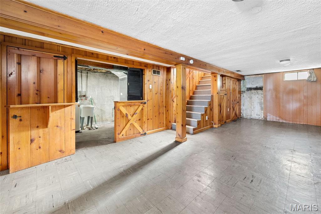 6541 Southwest Avenue