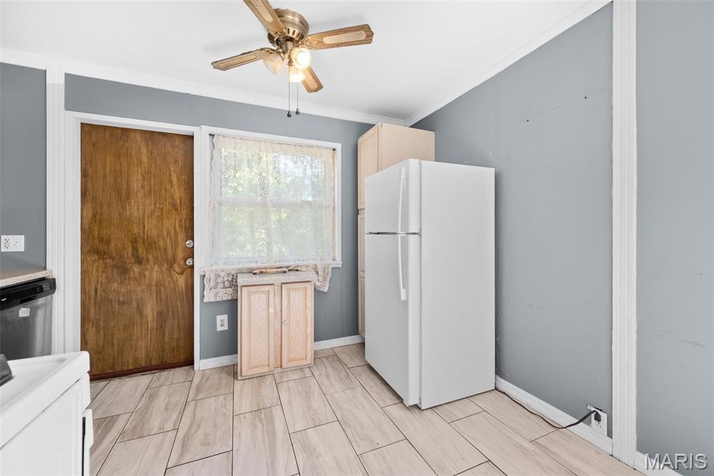 6541 Southwest Avenue