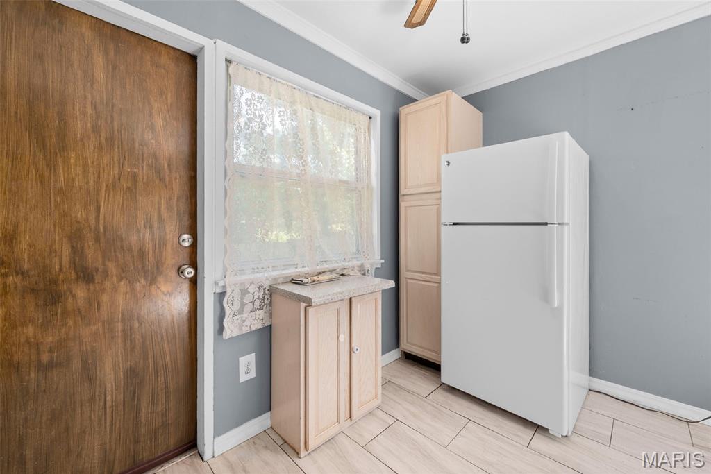 6541 Southwest Avenue