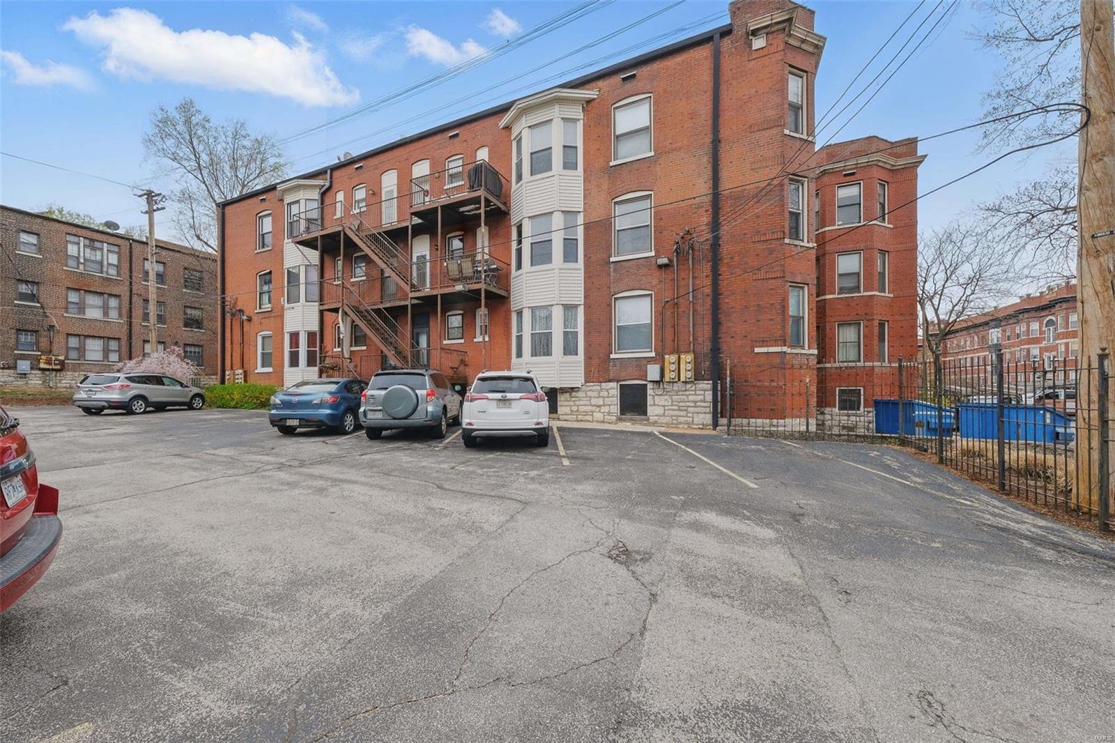 382 N Taylor Avenue Unit: 3W