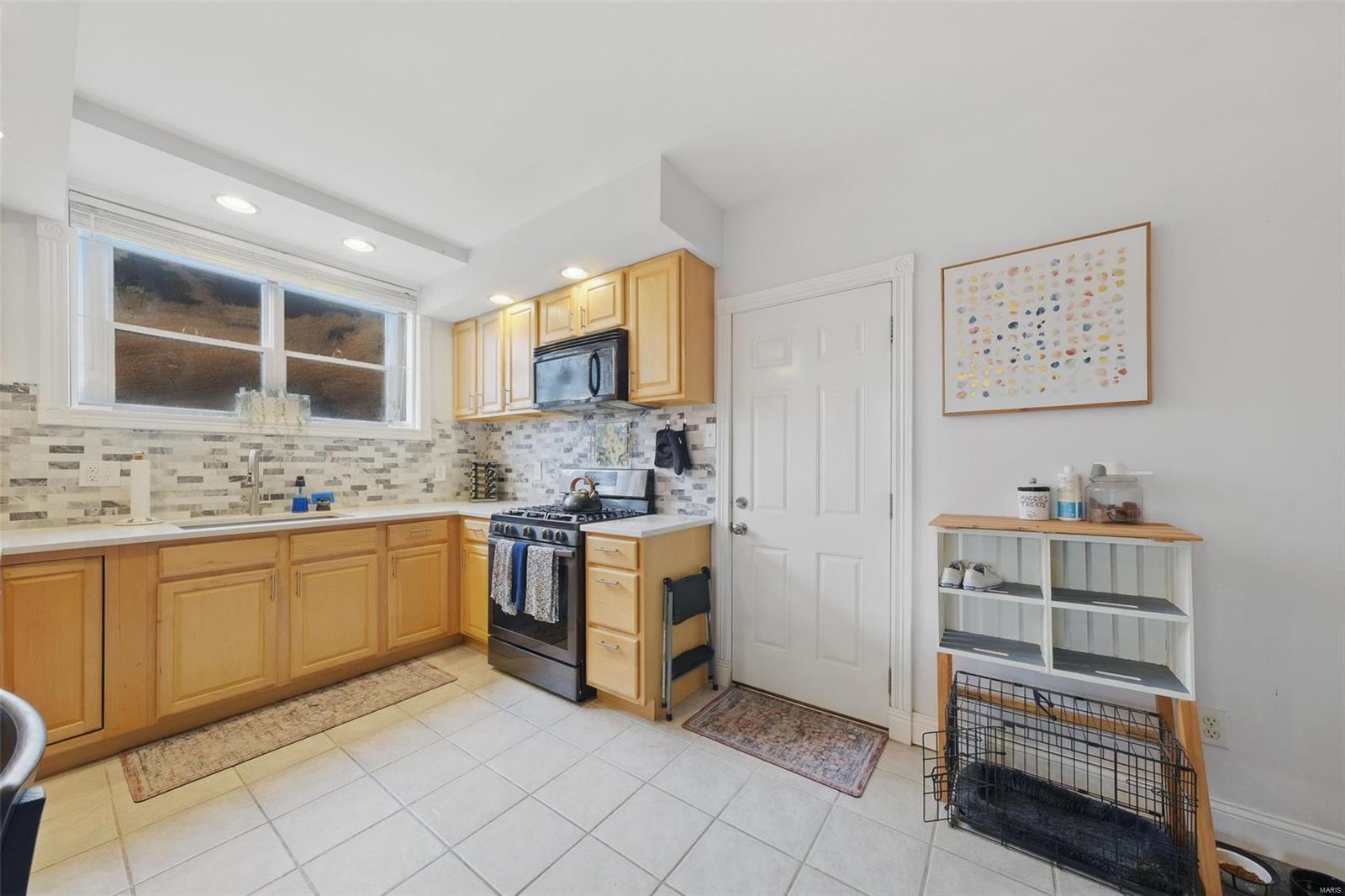382 N Taylor Avenue Unit: 3W