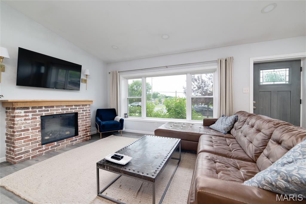 11306 Manchester Road