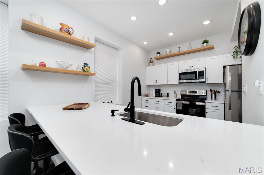 3337 Michigan Avenue