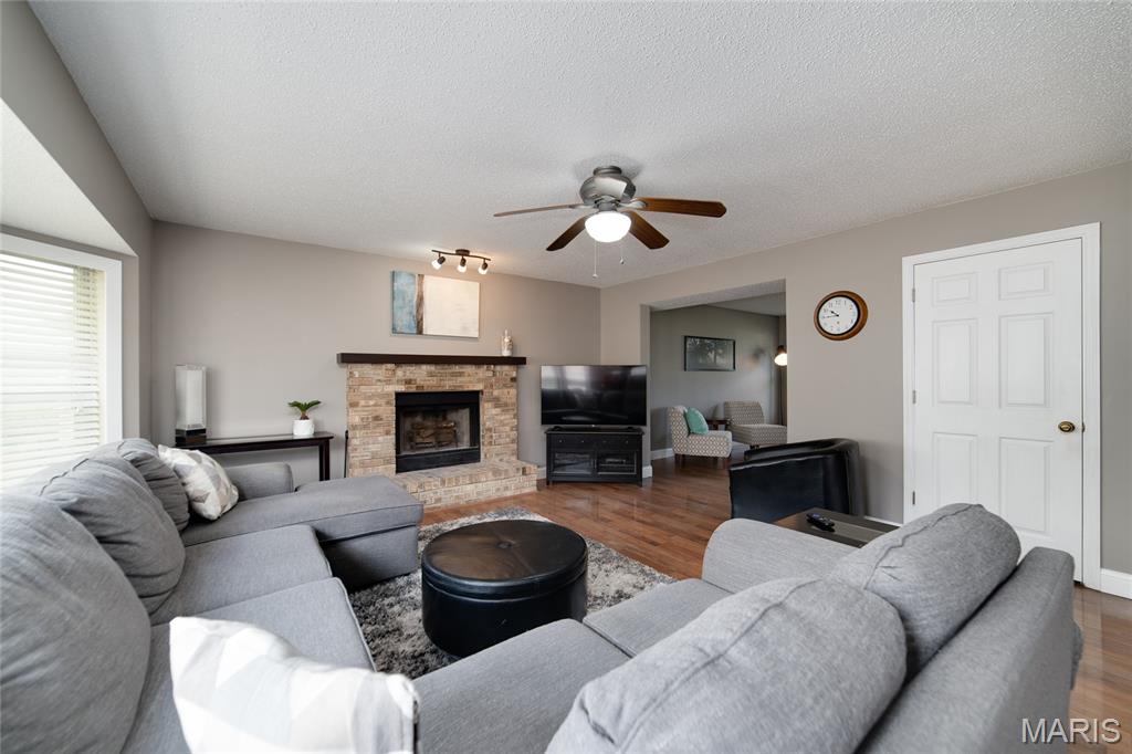 1049 Treeshade Drive