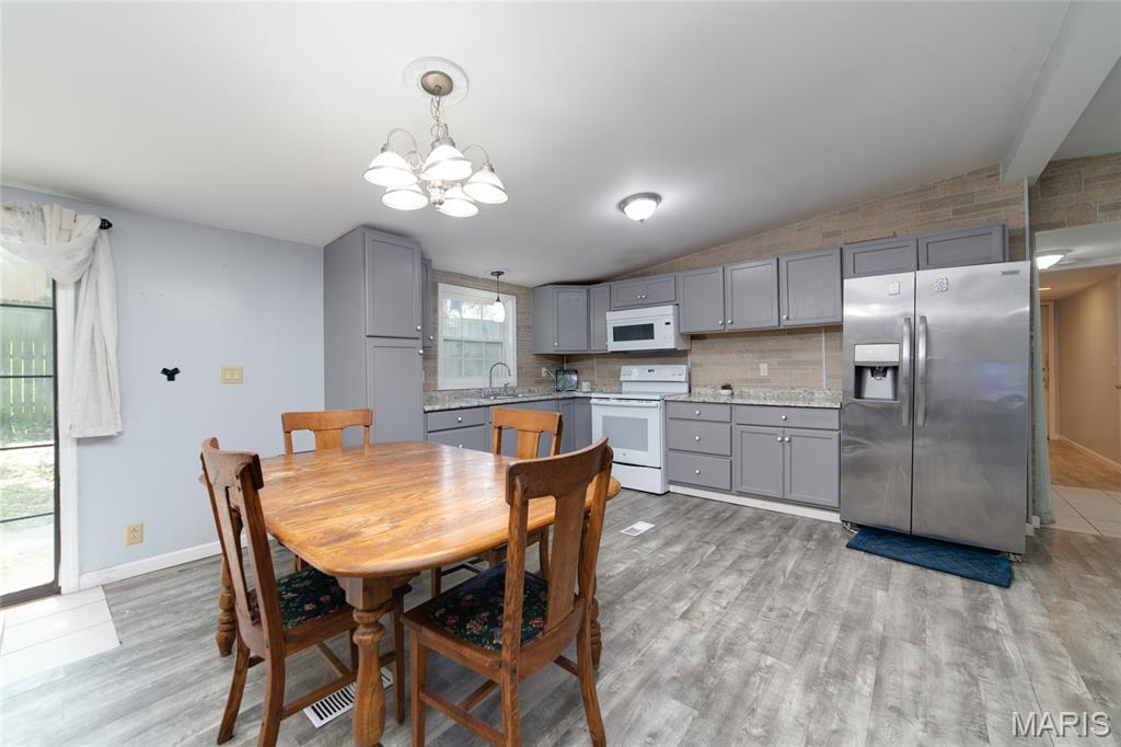 5319 Victory Farm Road