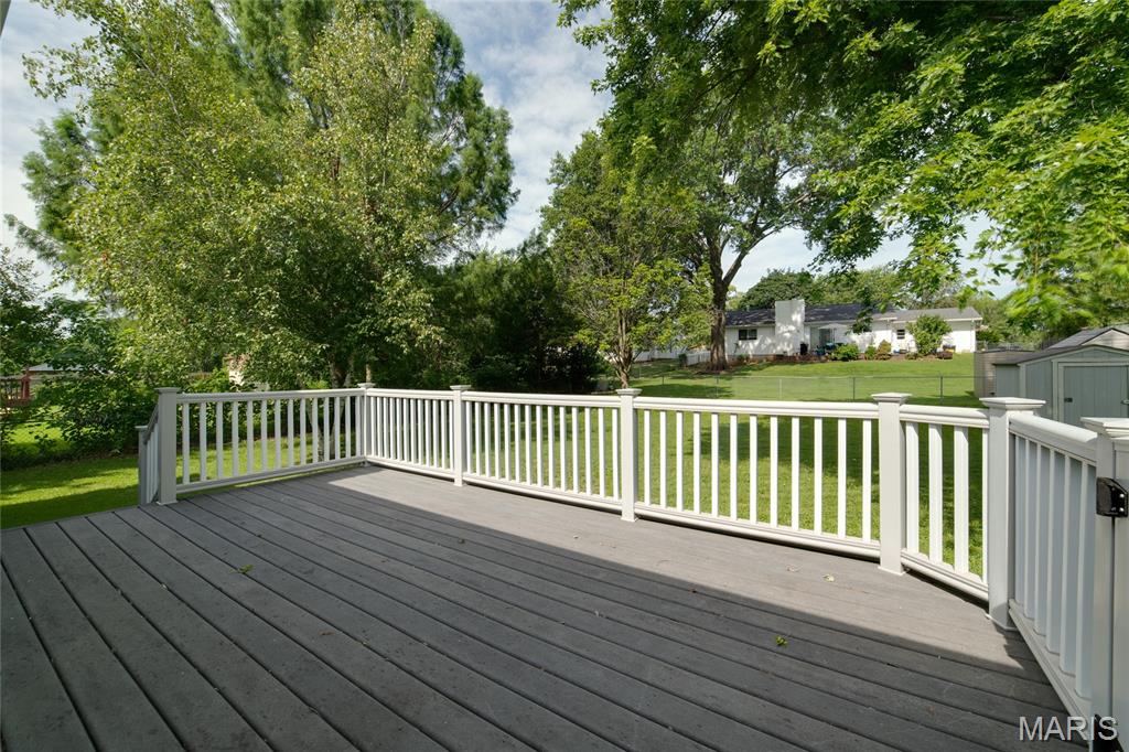 5 Lake Superior Drive