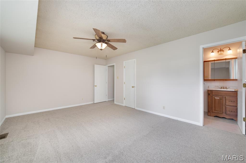 5 Lake Superior Drive