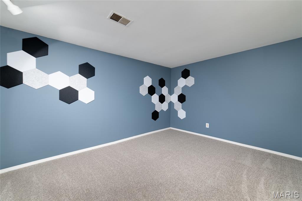 5 Lake Superior Drive