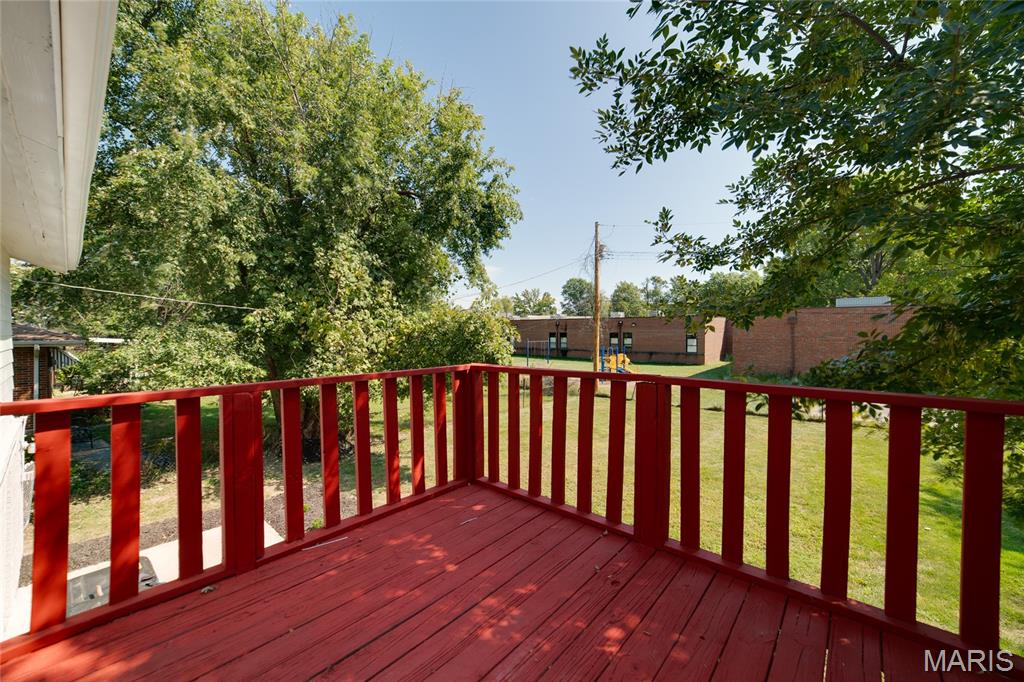 12036 Mendoza Avenue