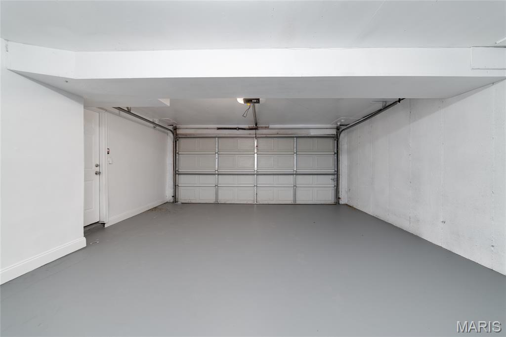 12036 Mendoza Avenue