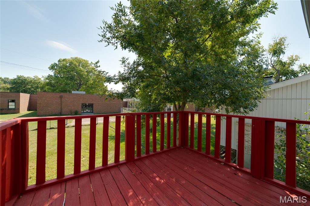 12036 Mendoza Avenue